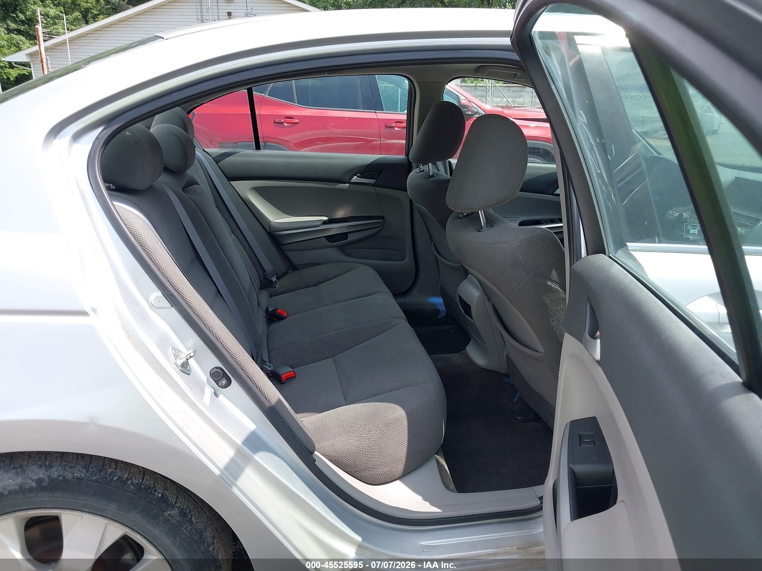 2010 Honda Accord 2.4 Ex Silver vin: 1HGCP2F77AA149639