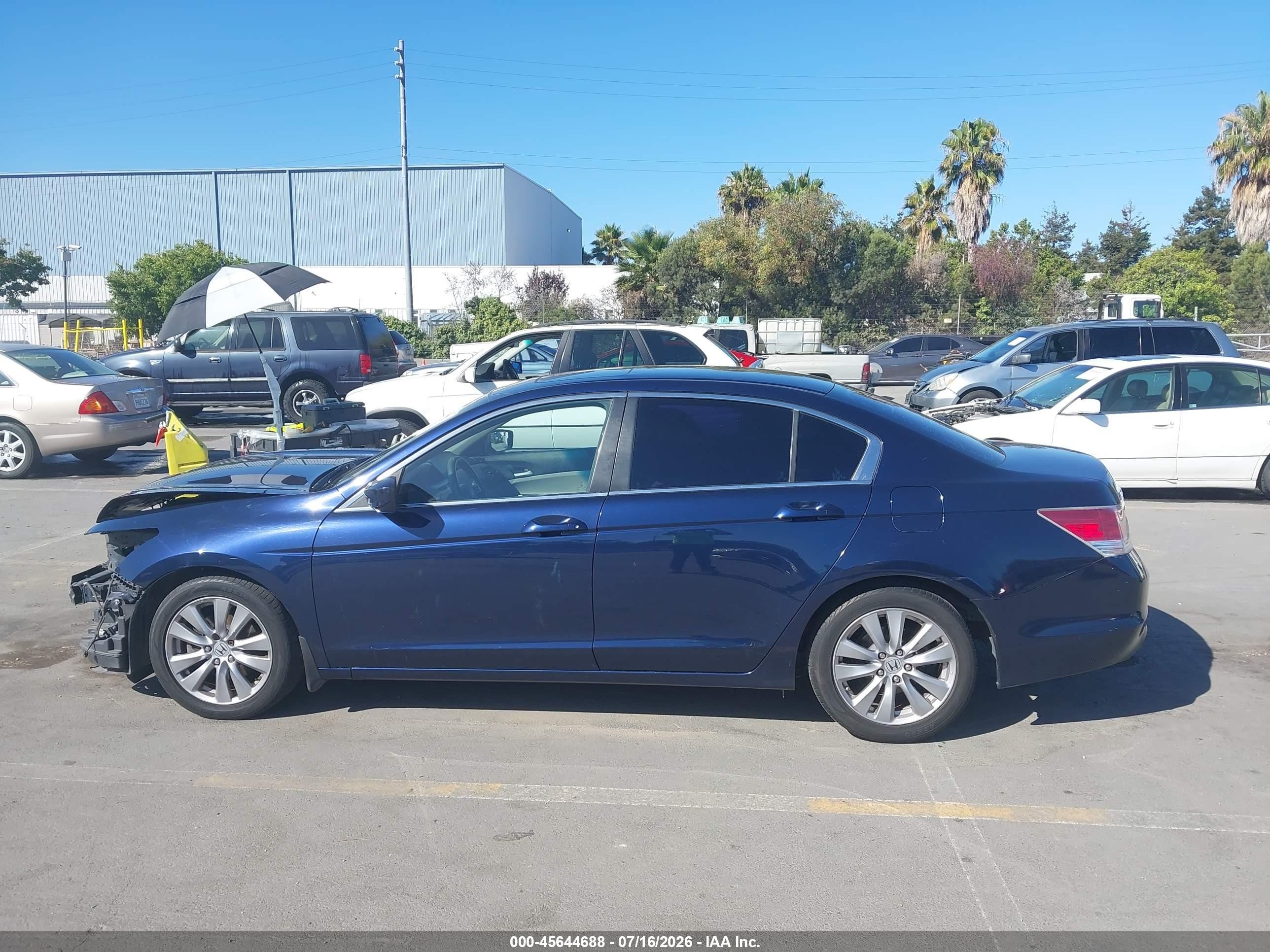 2012 Honda Accord 2.4 Ex Blue vin: 1HGCP2F77CA053934