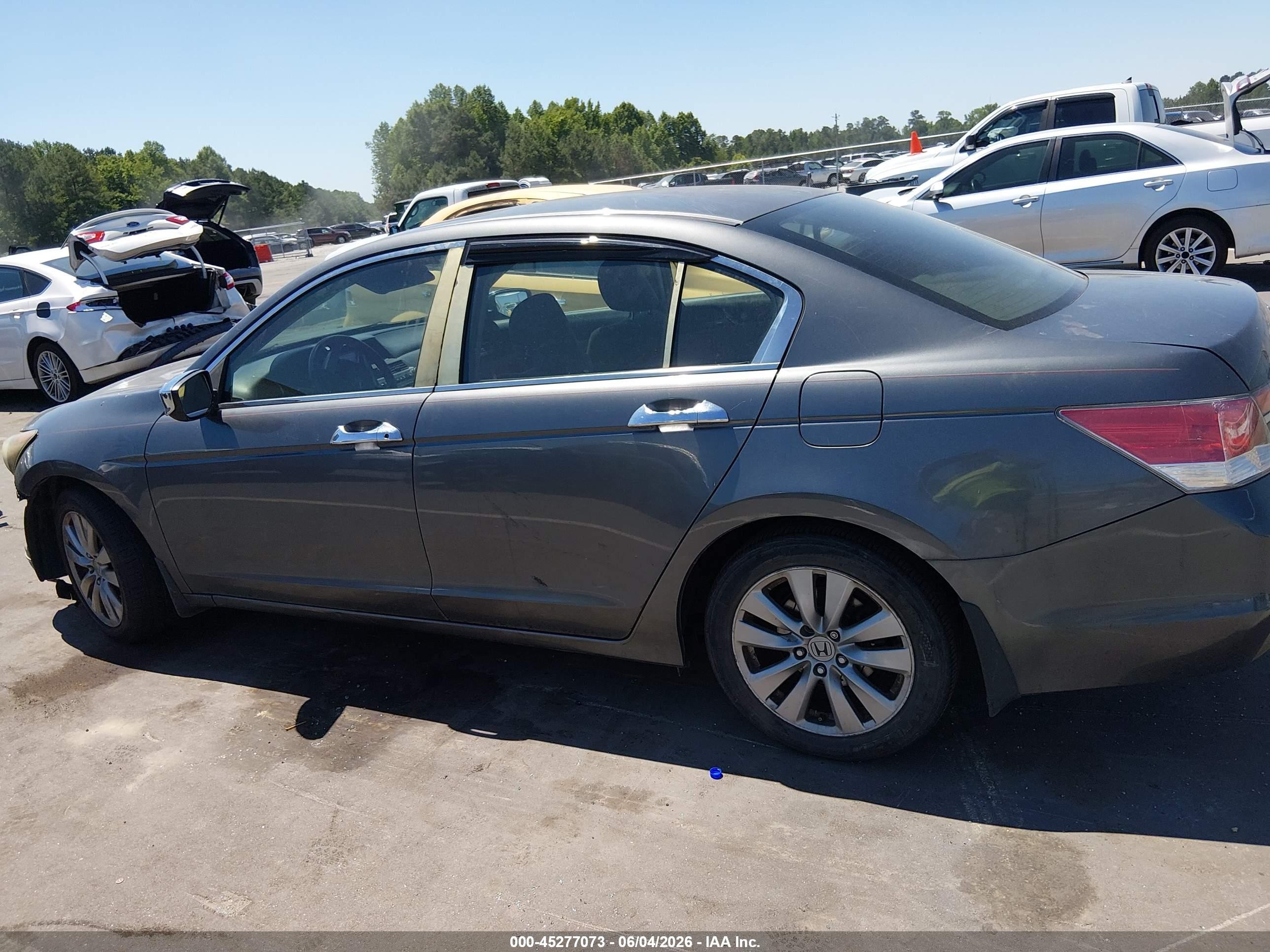 2012 Honda Accord 2.4 Ex Gray vin: 1HGCP2F77CA155671