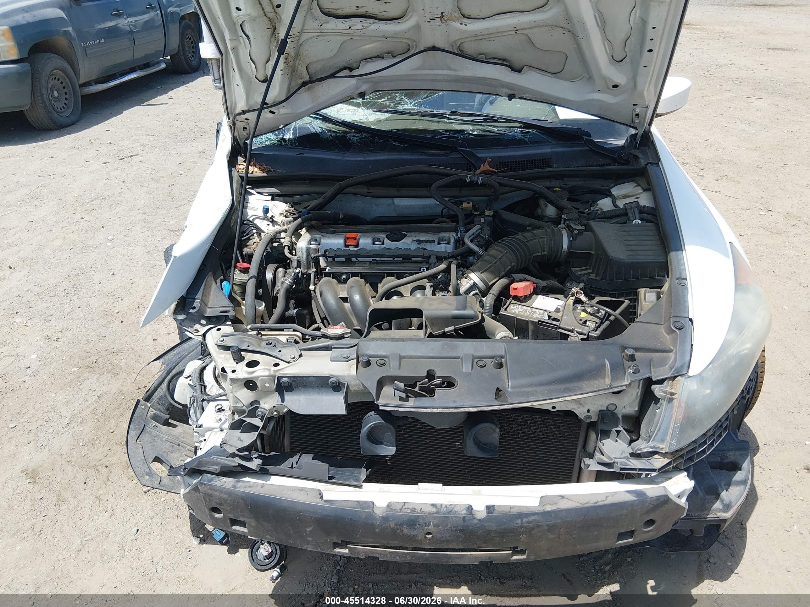 2010 Honda Accord 2.4 Ex Белый vin: 1HGCP2F78AA036749