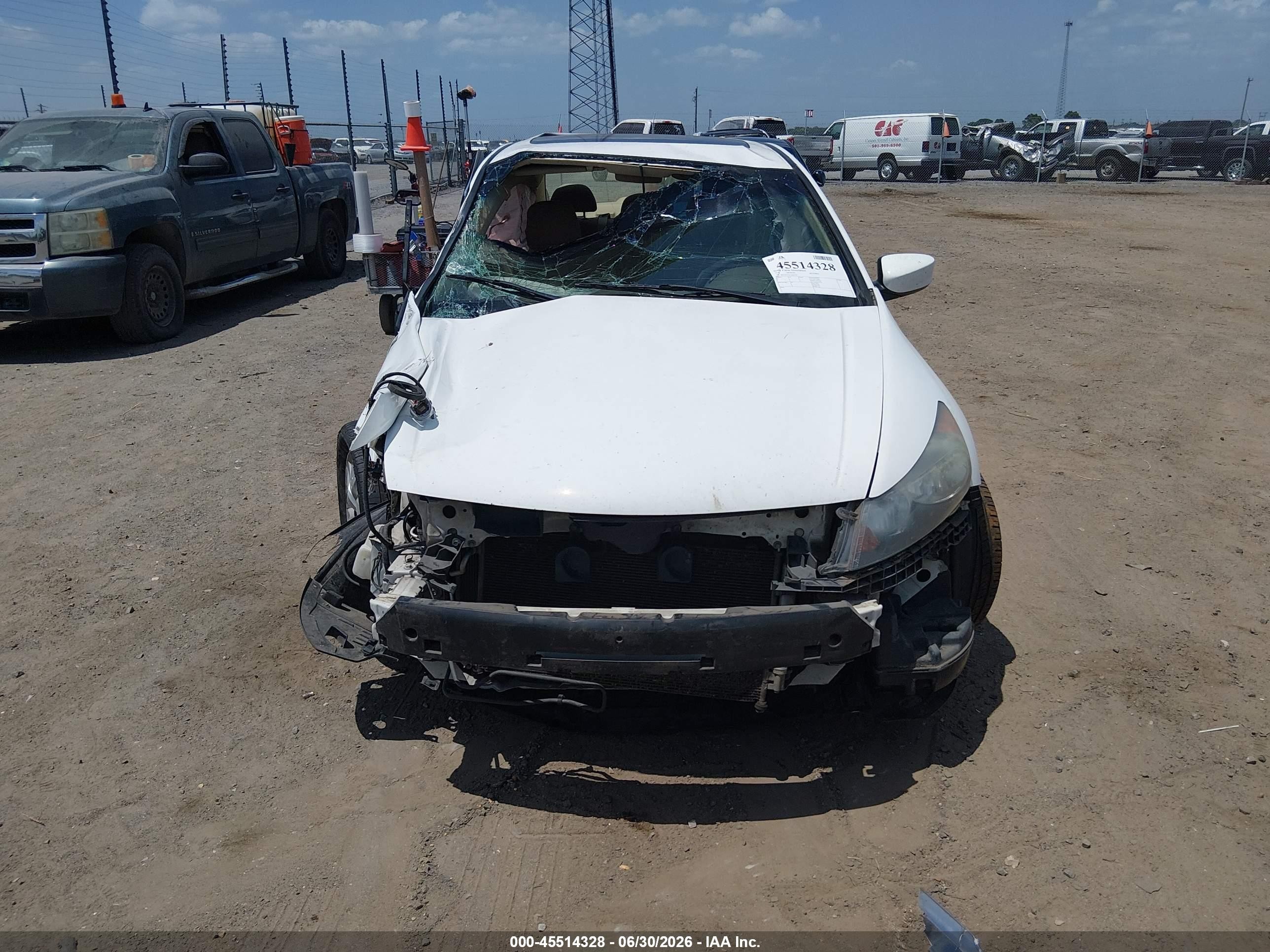 2010 Honda Accord 2.4 Ex Белый vin: 1HGCP2F78AA036749