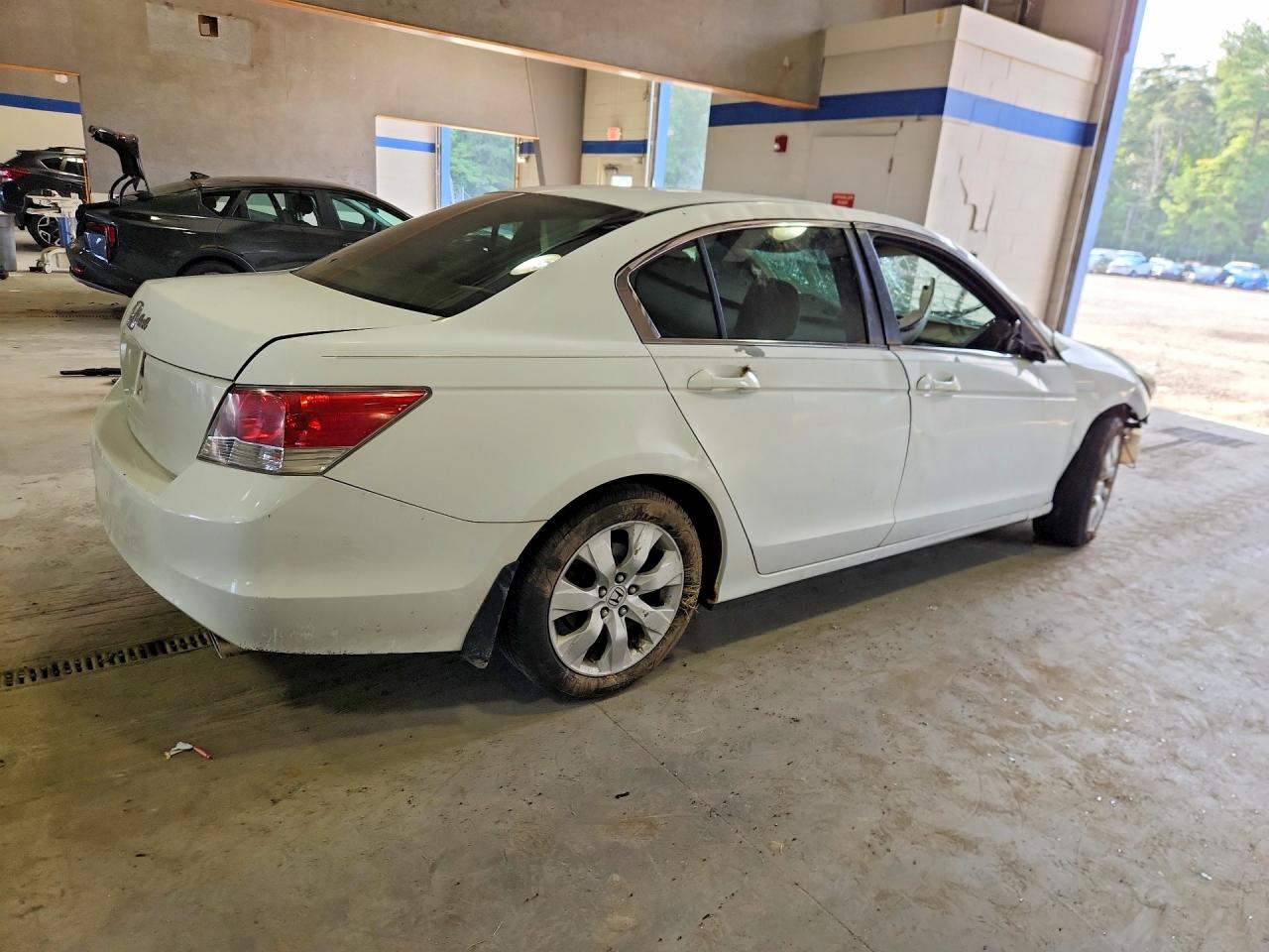 2010 Honda Accord Ex White vin: 1HGCP2F78AA083926