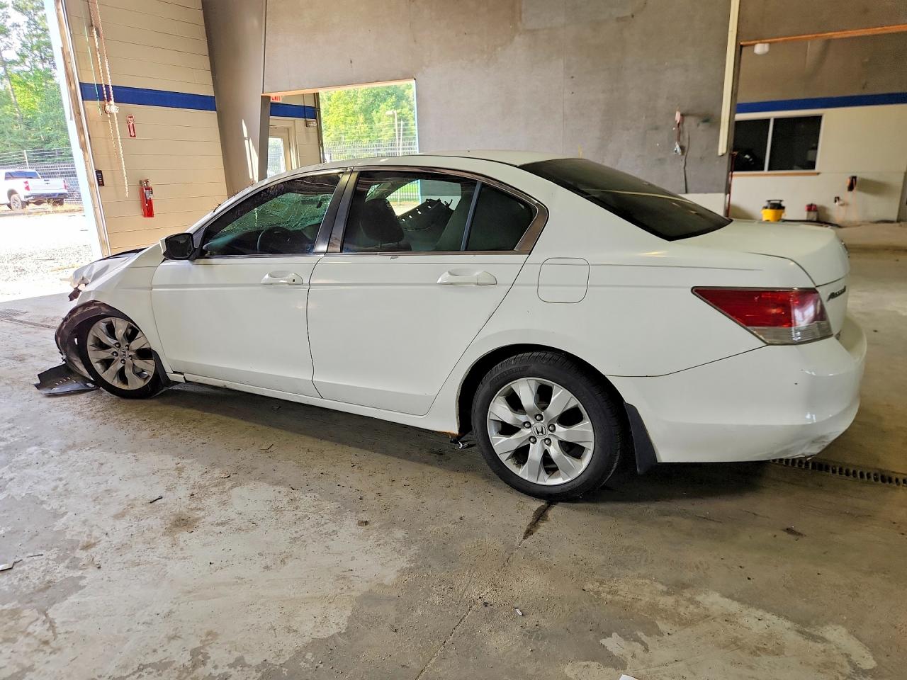 2010 Honda Accord Ex White vin: 1HGCP2F78AA083926