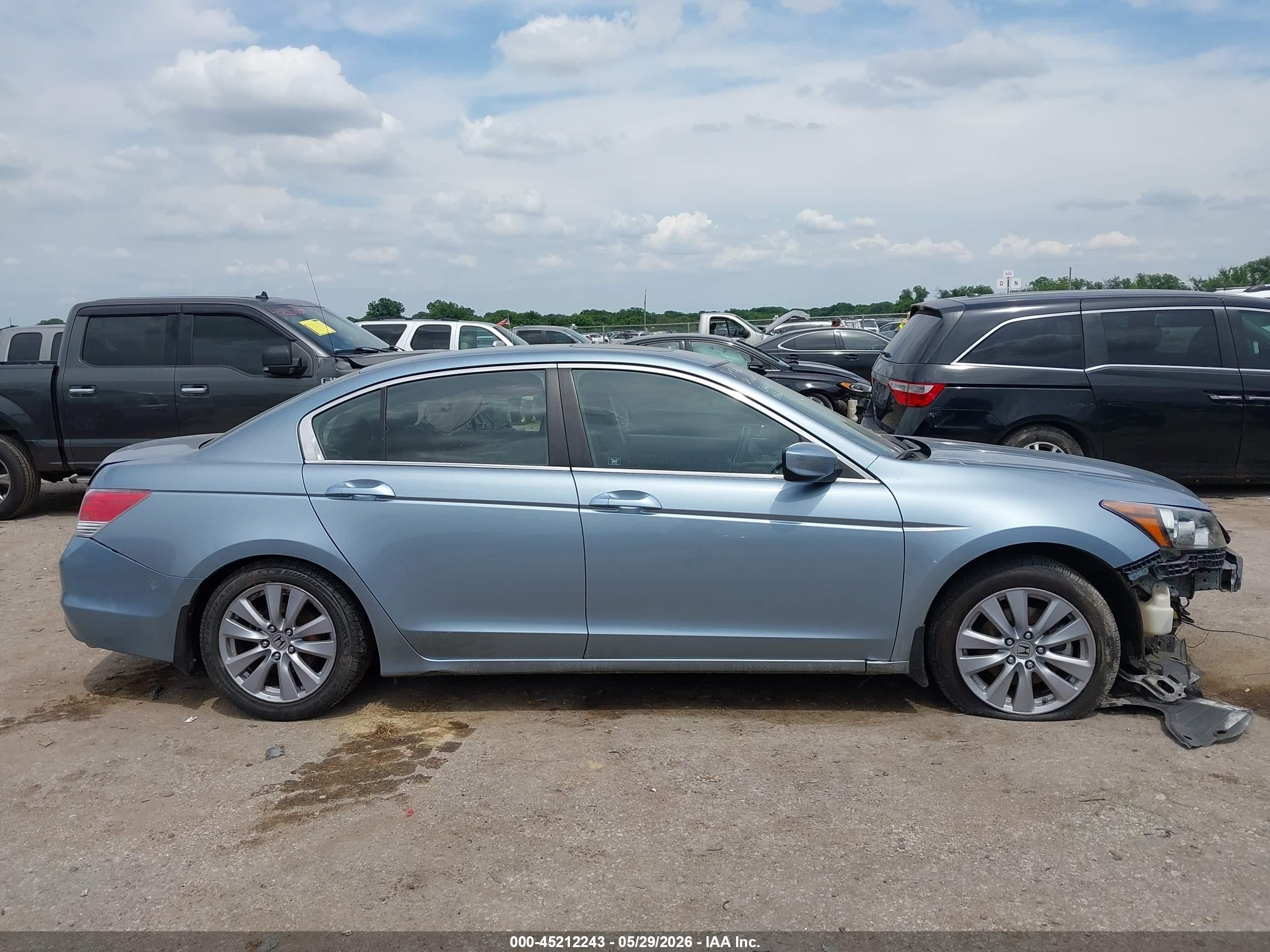 2011 Honda Accord 2.4 Ex Blue vin: 1HGCP2F78BA028149