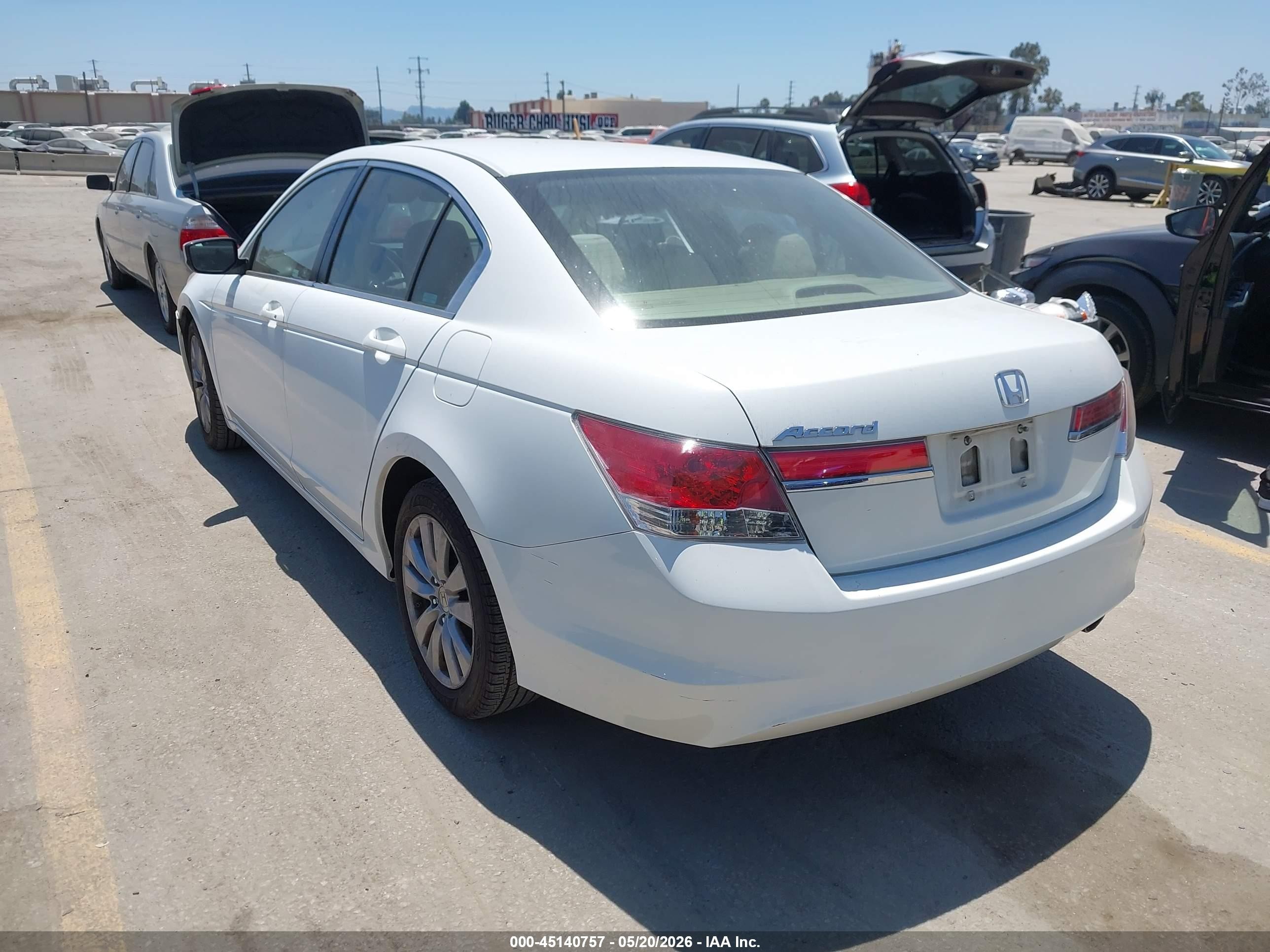 2011 Honda Accord 2.4 Ex Белый vin: 1HGCP2F78BA034811