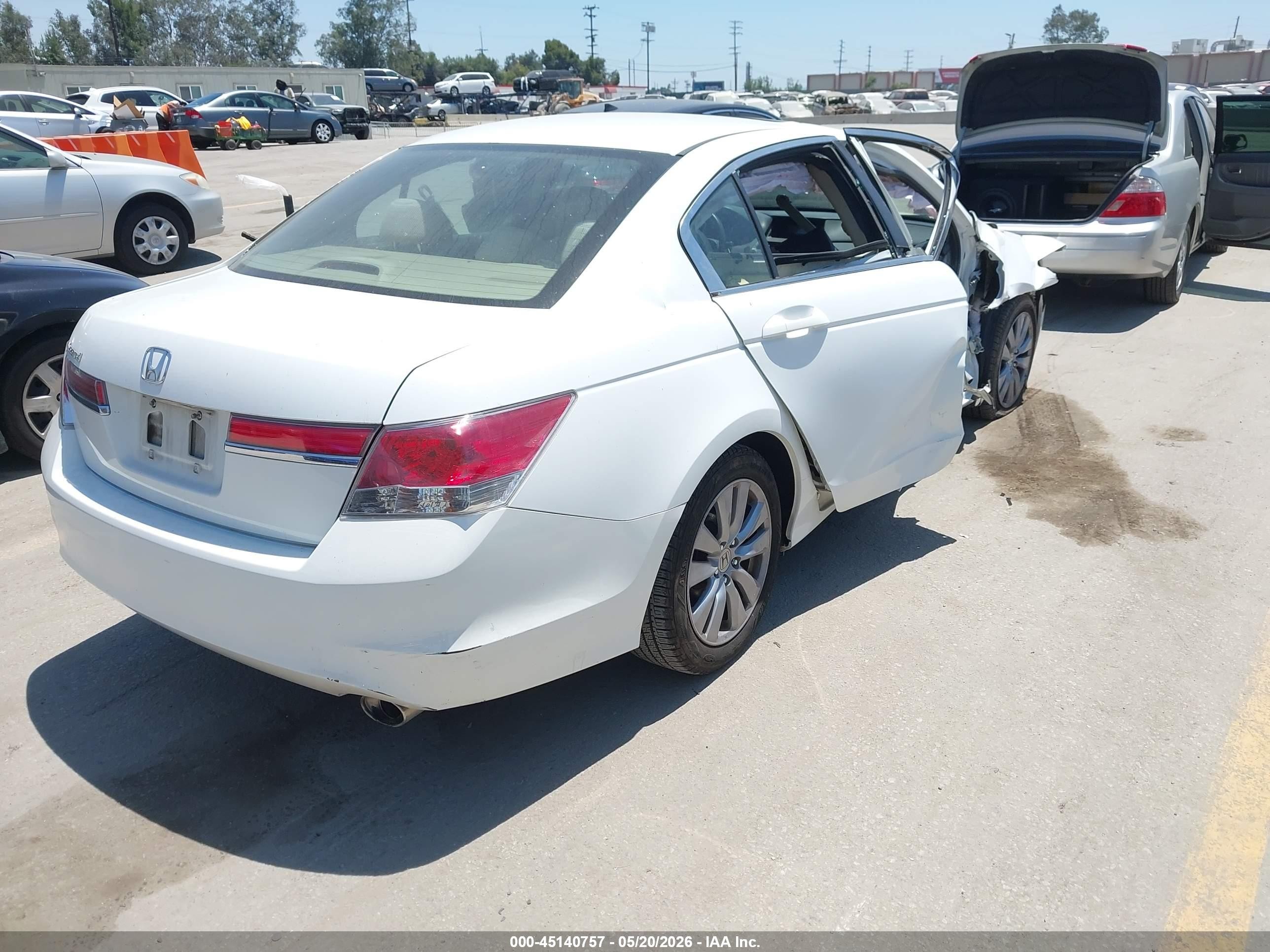 2011 Honda Accord 2.4 Ex Белый vin: 1HGCP2F78BA034811