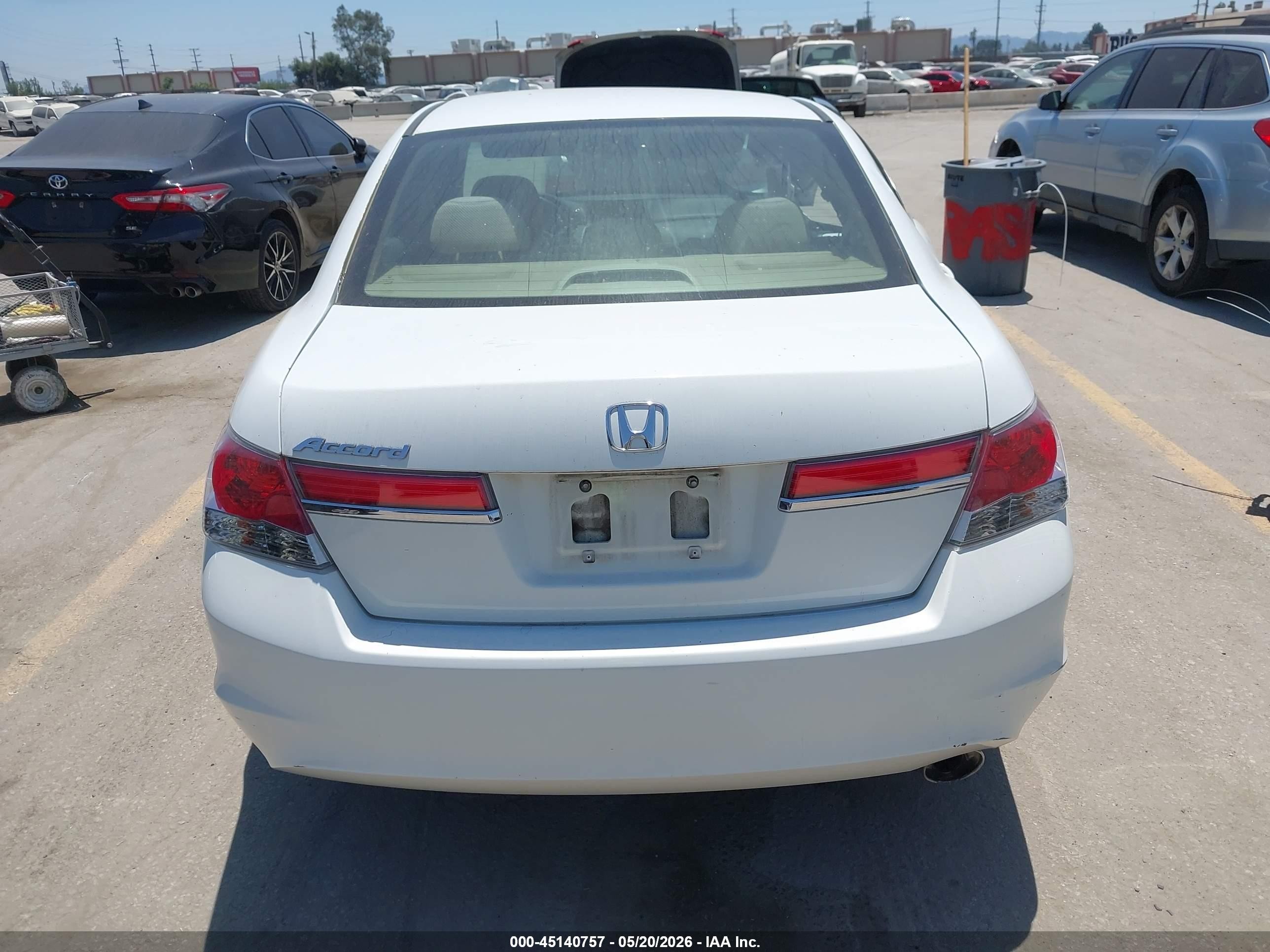 2011 Honda Accord 2.4 Ex Белый vin: 1HGCP2F78BA034811