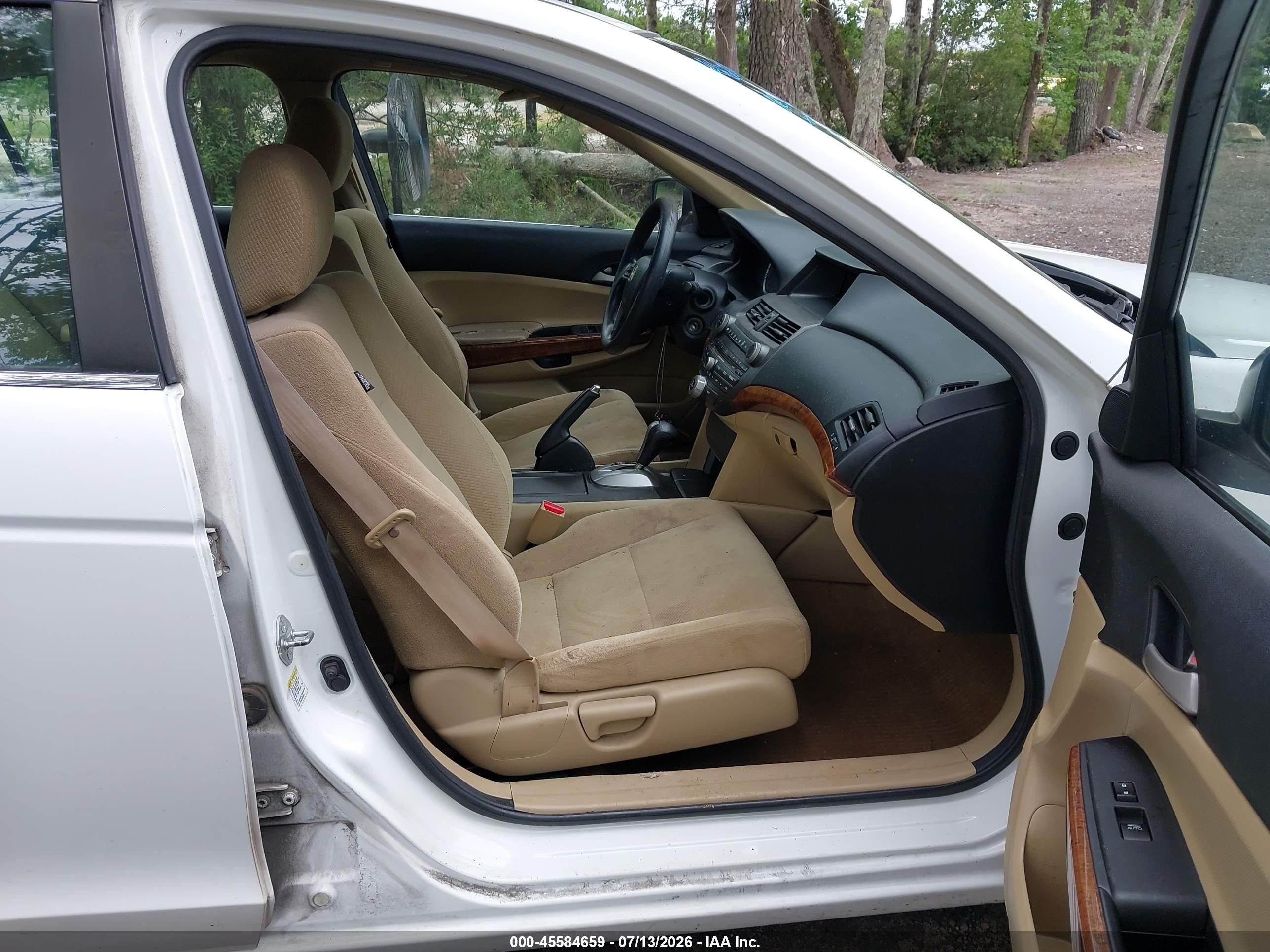 2011 Honda Accord 2.4 Ex White vin: 1HGCP2F78BA097830