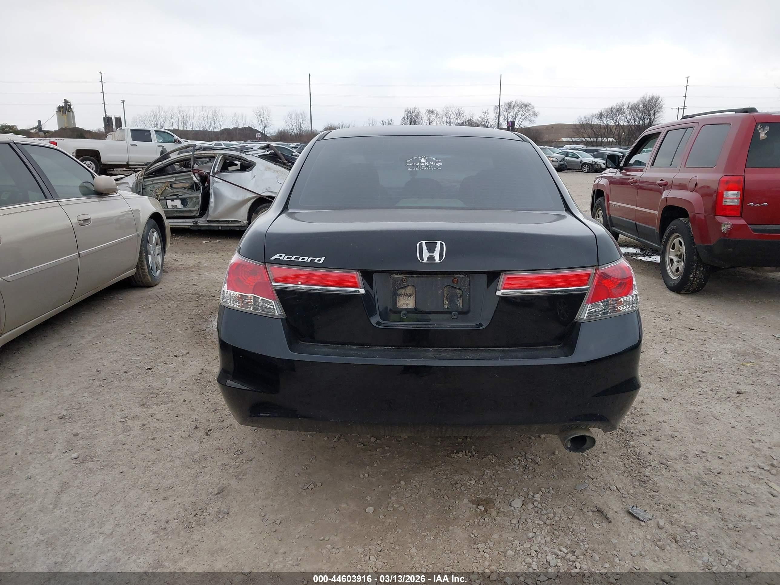 2011 Honda Accord 2.4 Ex Черный vin: 1HGCP2F78BA118692