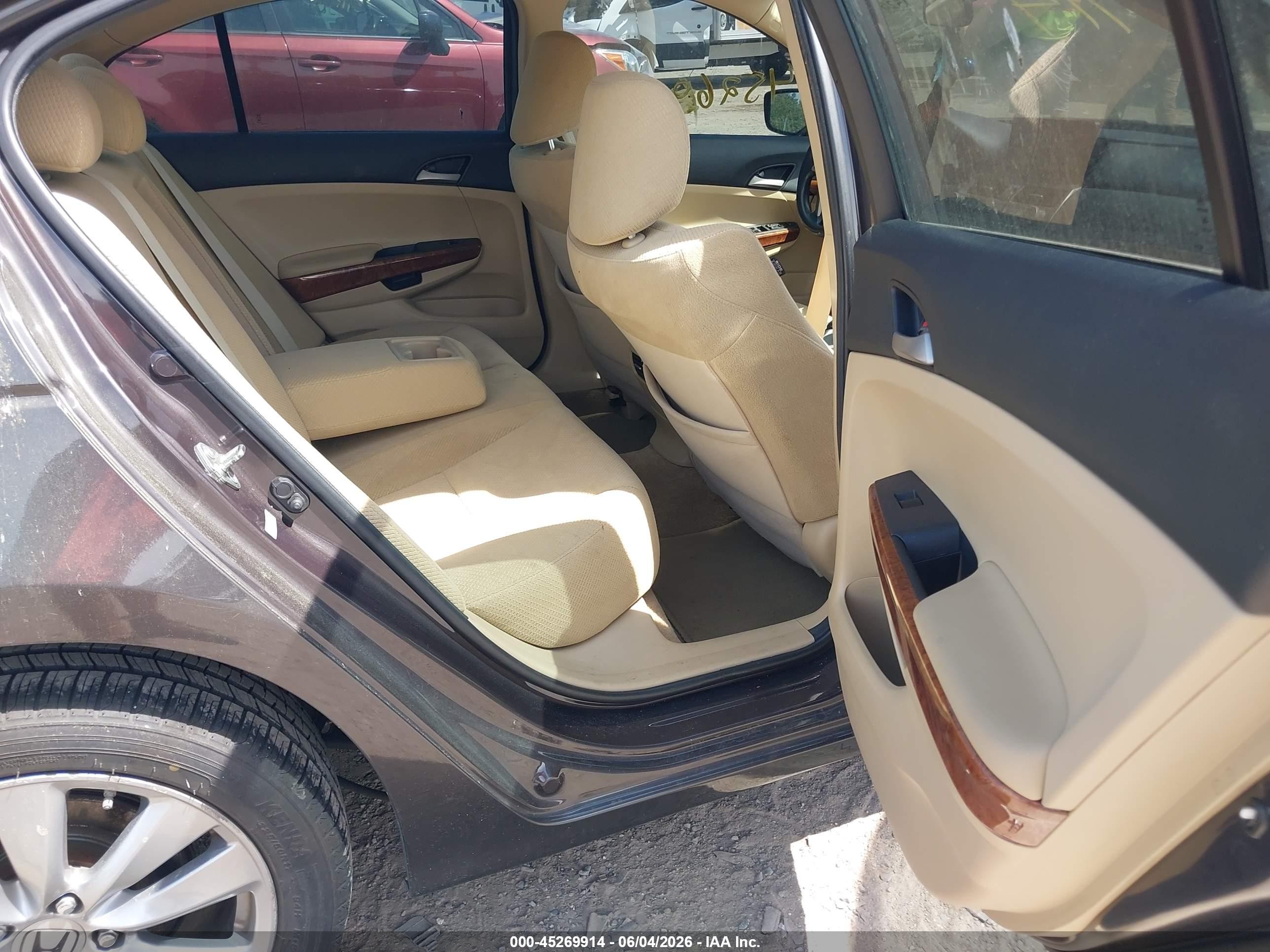 2012 Honda Accord 2.4 Ex Brown vin: 1HGCP2F78CA027486