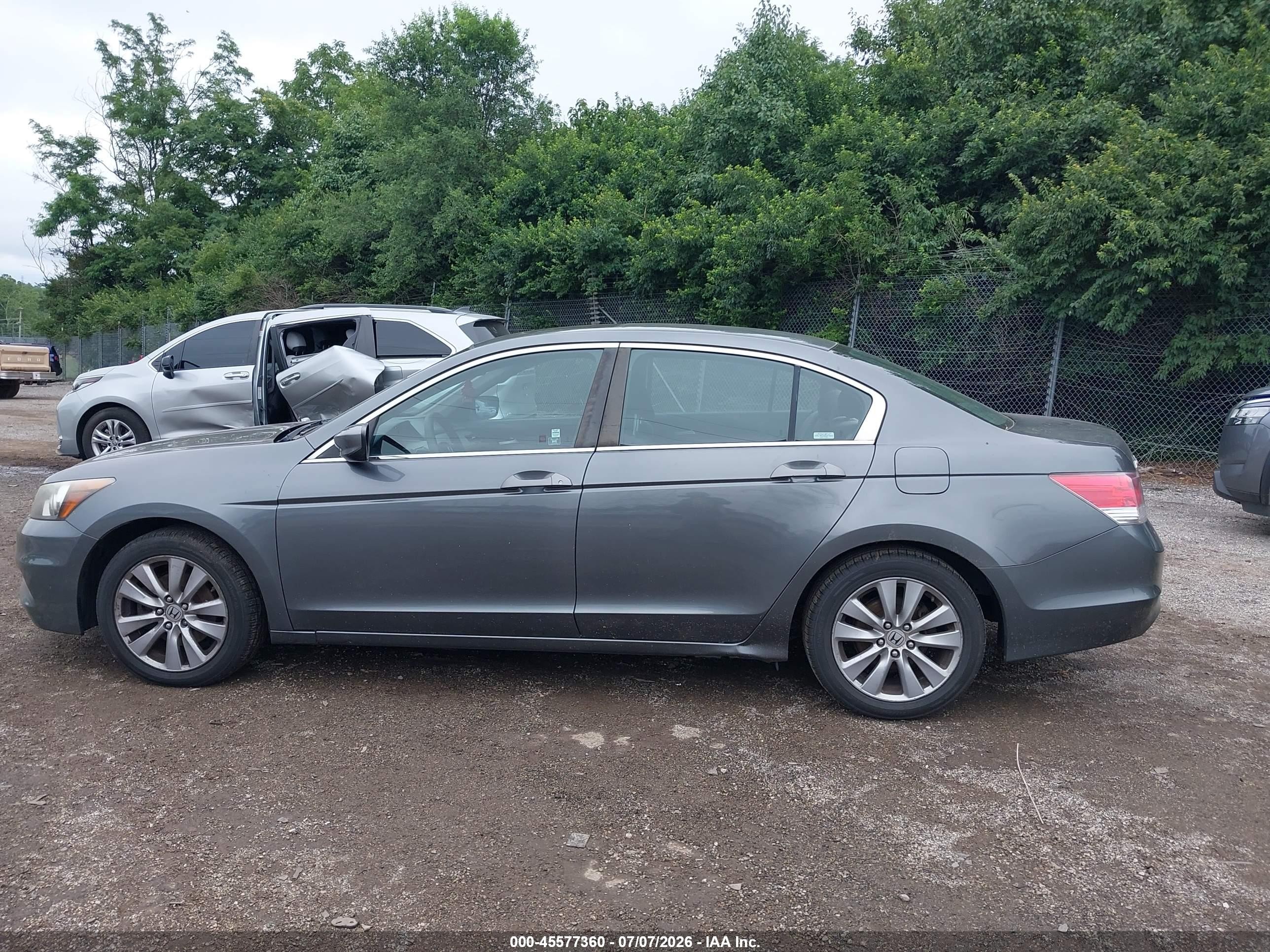 2012 Honda Accord 2.4 Ex Gray vin: 1HGCP2F78CA201640