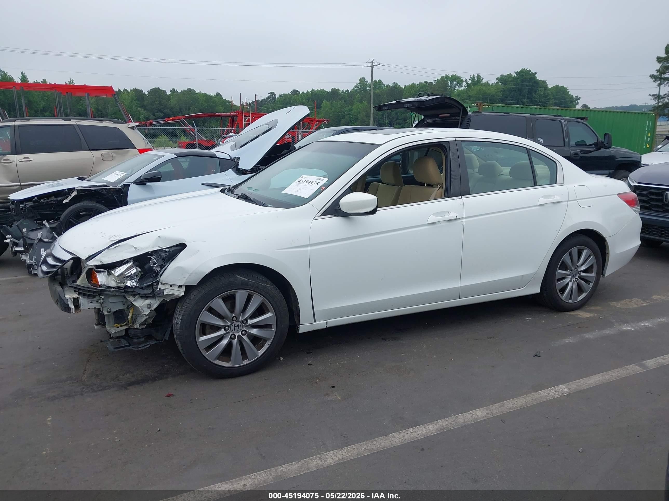 2012 Honda Accord 2.4 Ex White vin: 1HGCP2F78CA202755