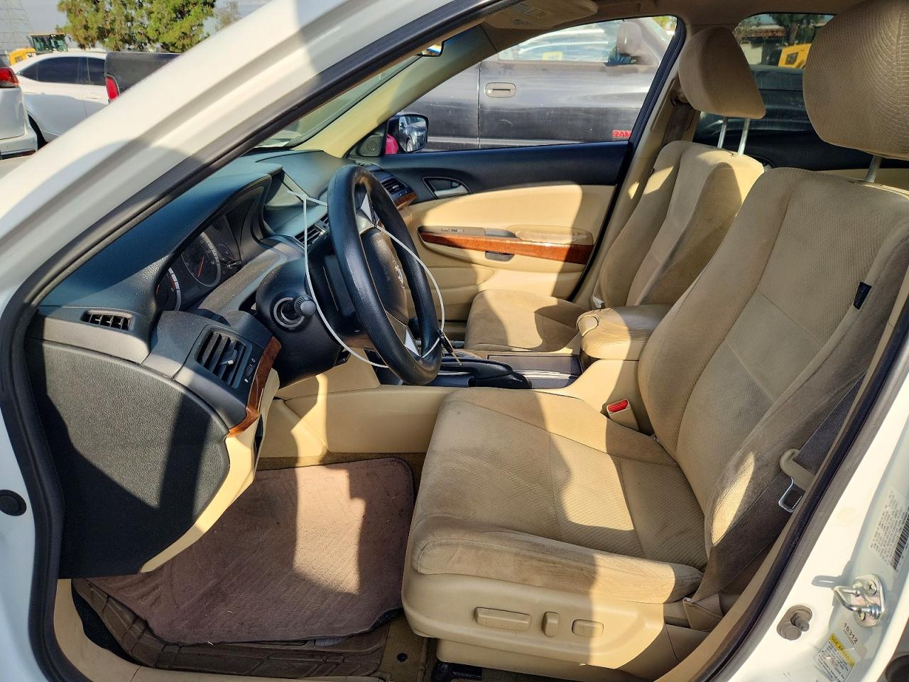 2012 Honda Accord Ex Белый vin: 1HGCP2F78CA225775