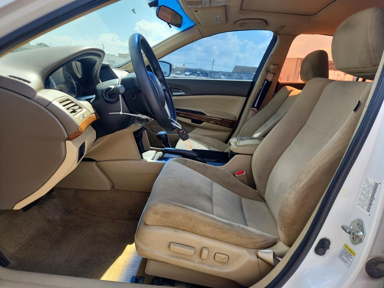 2010 Honda Accord Ex White vin: 1HGCP2F79AA007907