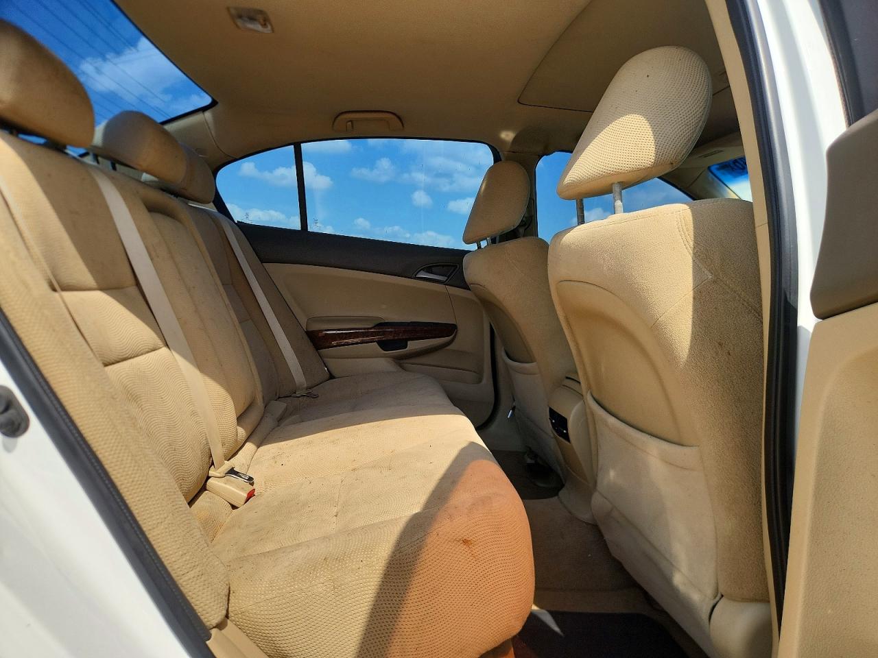 2010 Honda Accord Ex White vin: 1HGCP2F79AA007907