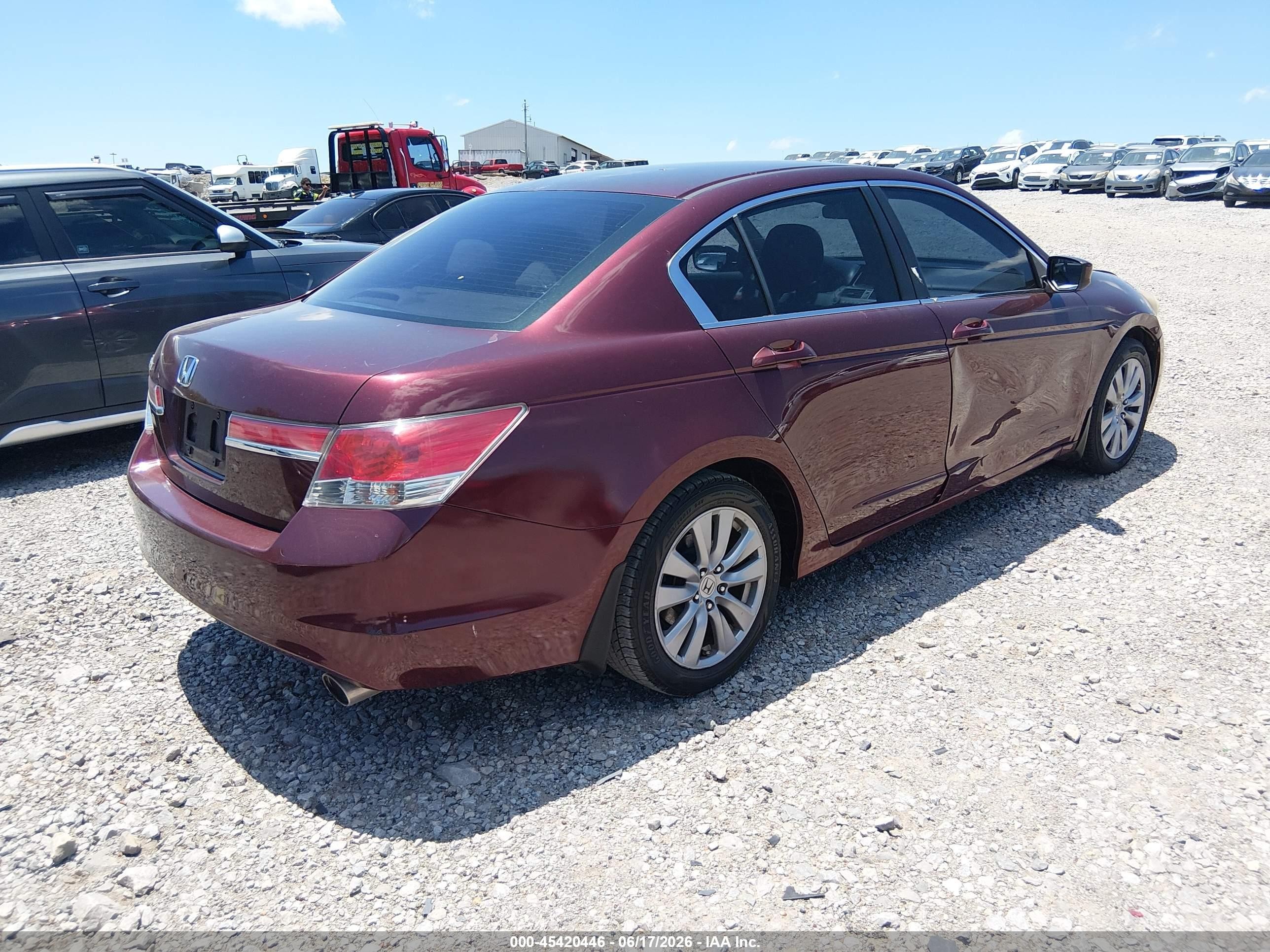2011 Honda Accord 2.4 Ex Red vin: 1HGCP2F79BA105918