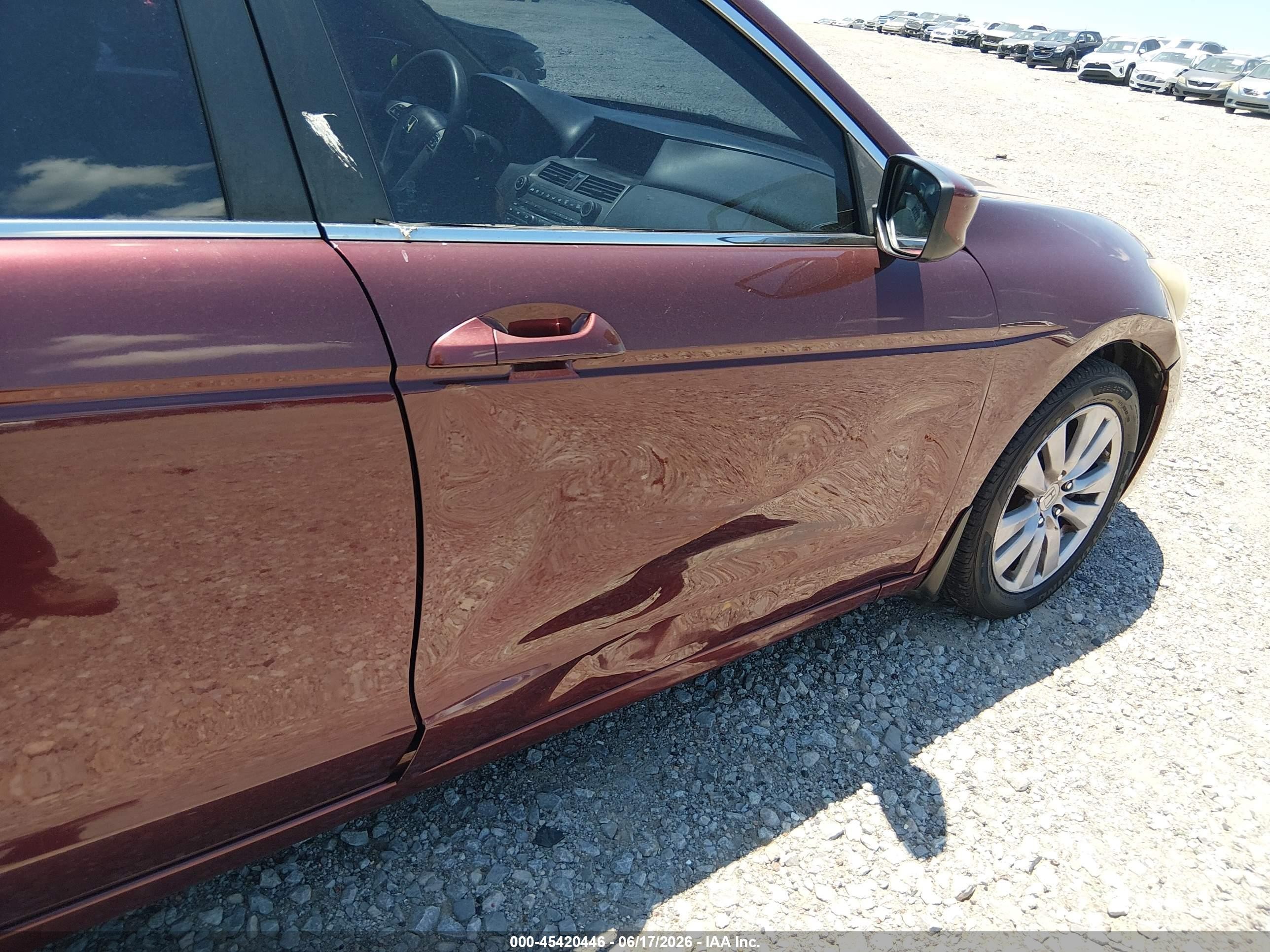 2011 Honda Accord 2.4 Ex Red vin: 1HGCP2F79BA105918