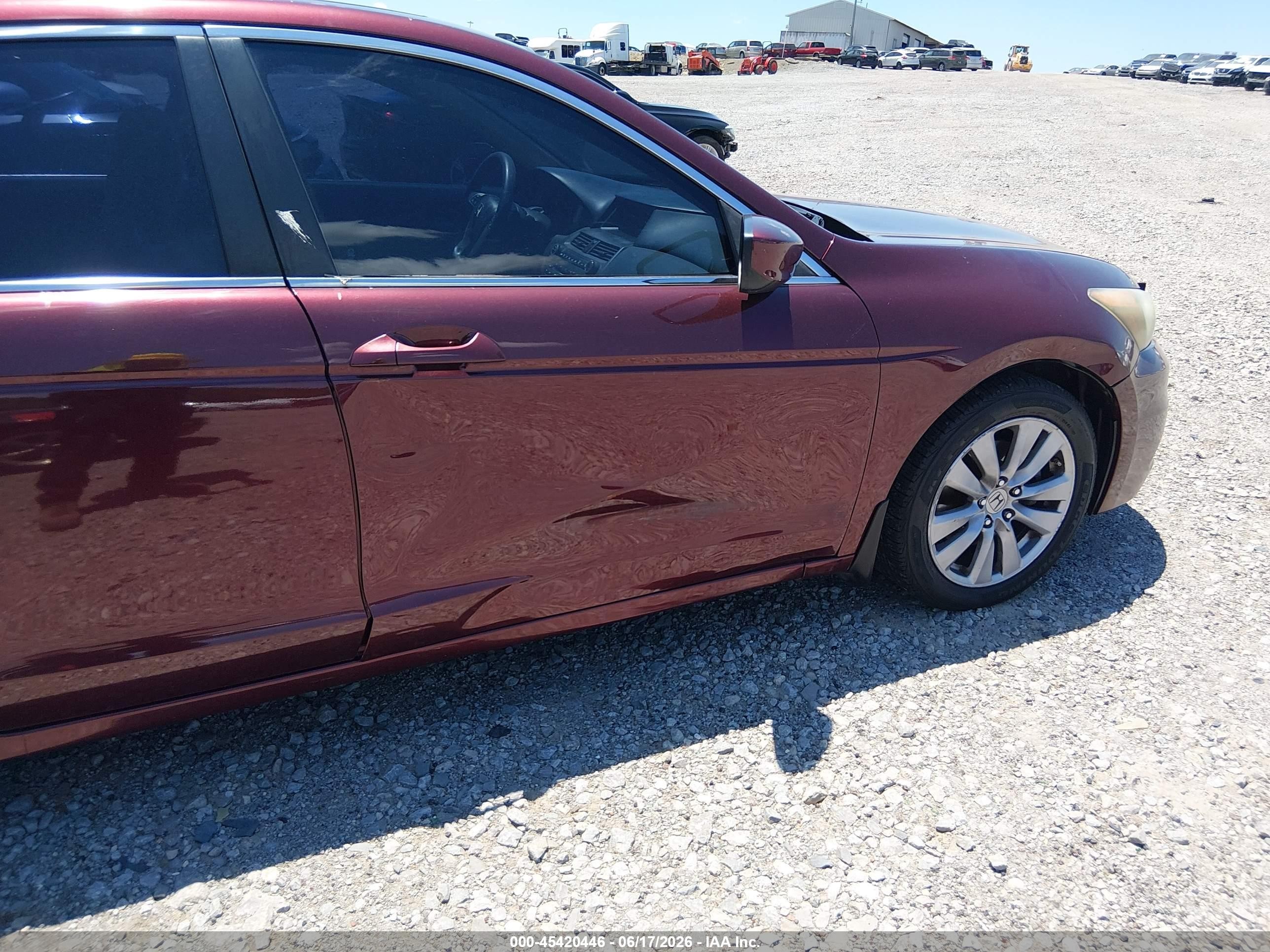 2011 Honda Accord 2.4 Ex Red vin: 1HGCP2F79BA105918