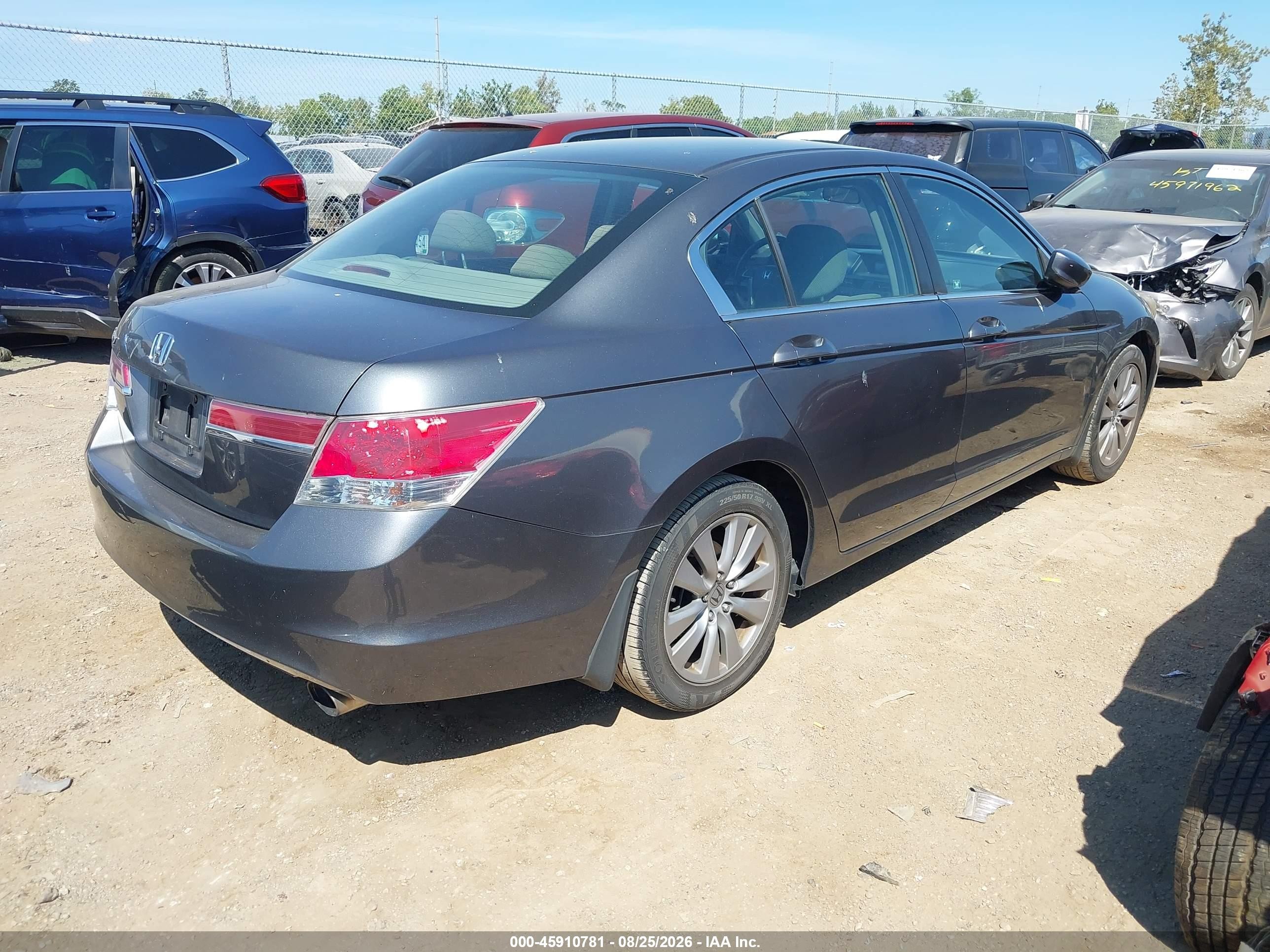 2012 Honda Accord 2.4 Ex Серый vin: 1HGCP2F79CA010566