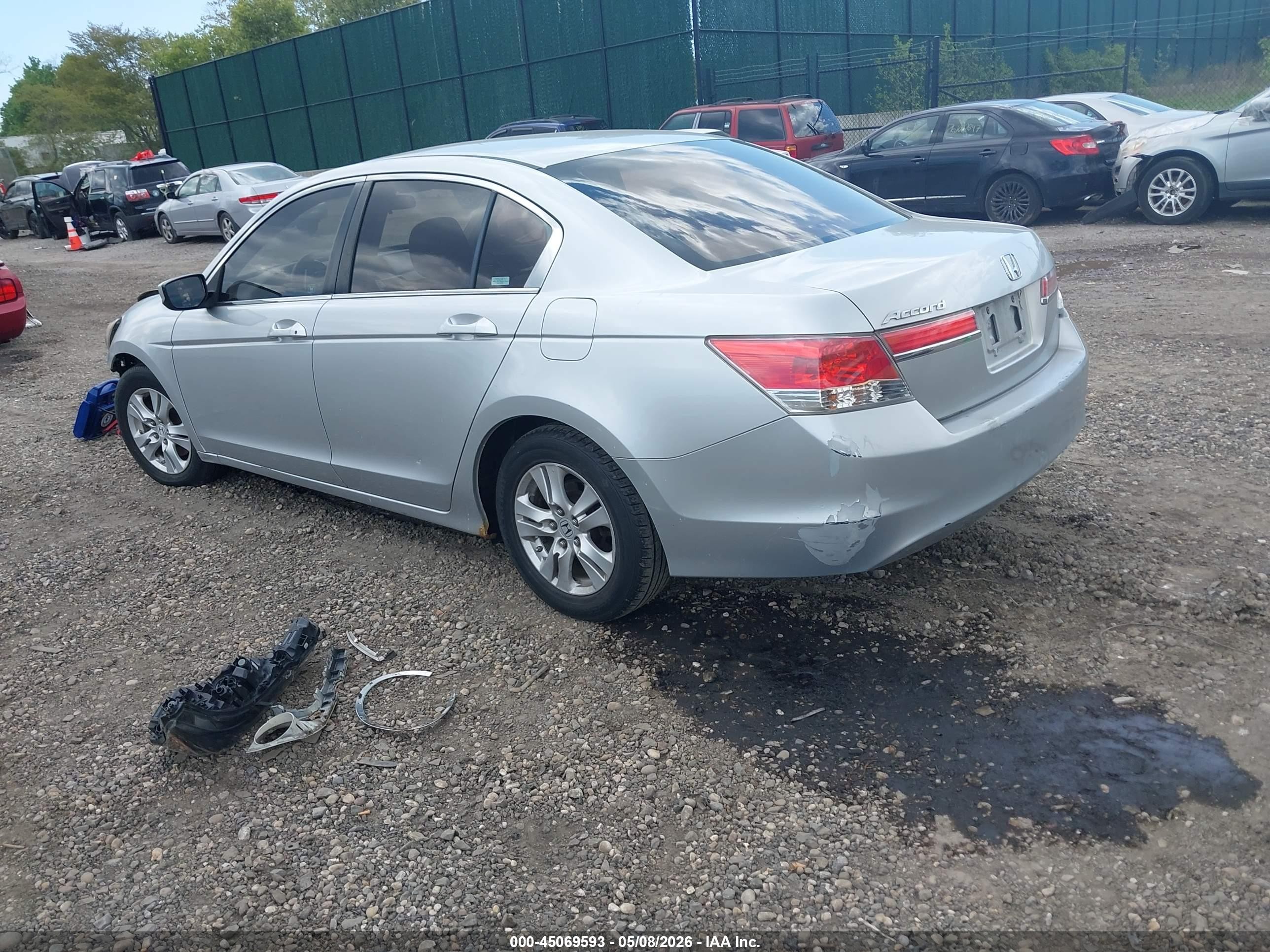 2012 Honda Accord 2.4 Ex Silver vin: 1HGCP2F79CA036973