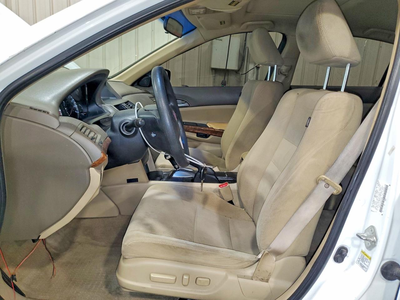 2010 Honda Accord Ex White vin: 1HGCP2F7XAA019838