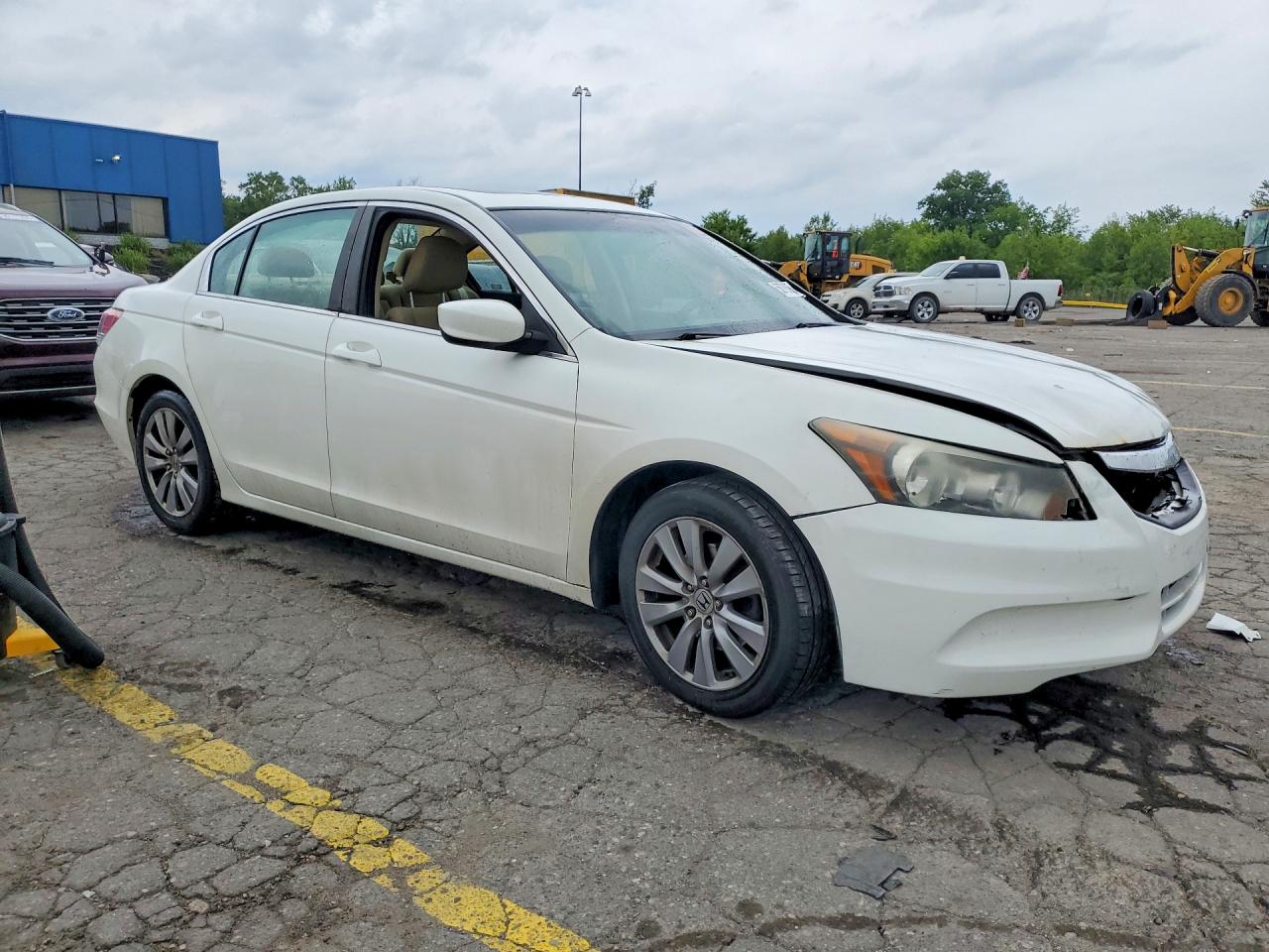 2011 Honda Accord Ex White vin: 1HGCP2F7XBA097814