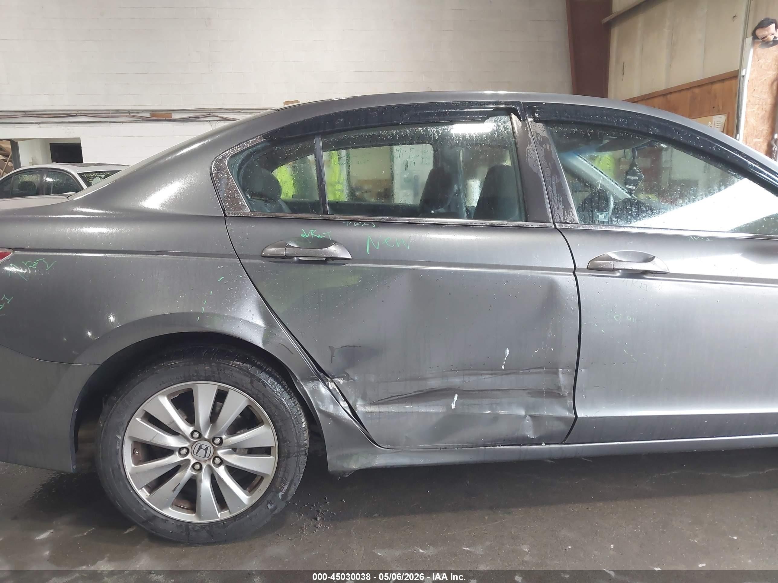2012 Honda Accord 2.4 Ex Gray vin: 1HGCP2F7XCA107548