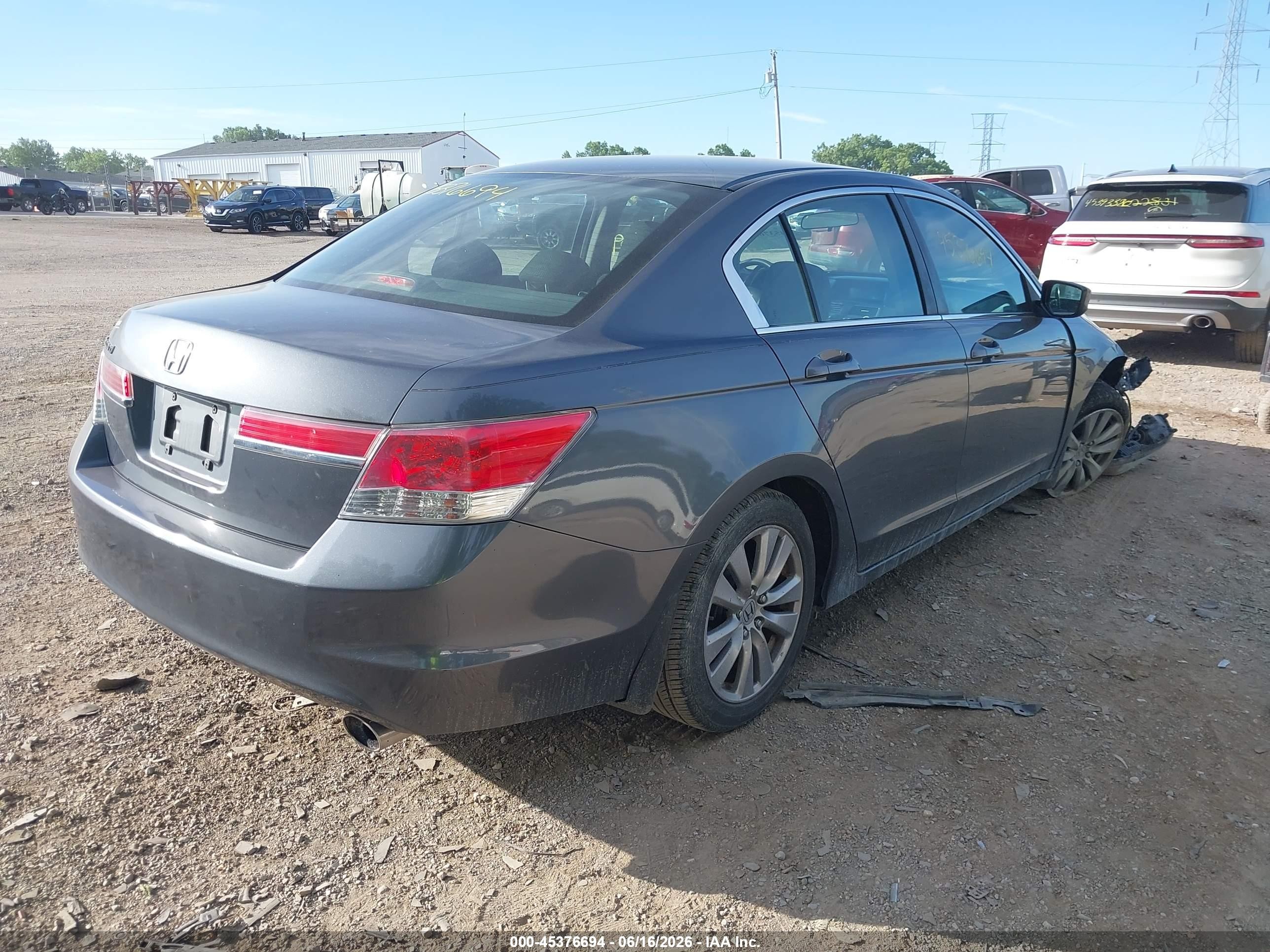 2012 Honda Accord 2.4 Ex Gray vin: 1HGCP2F7XCA141621