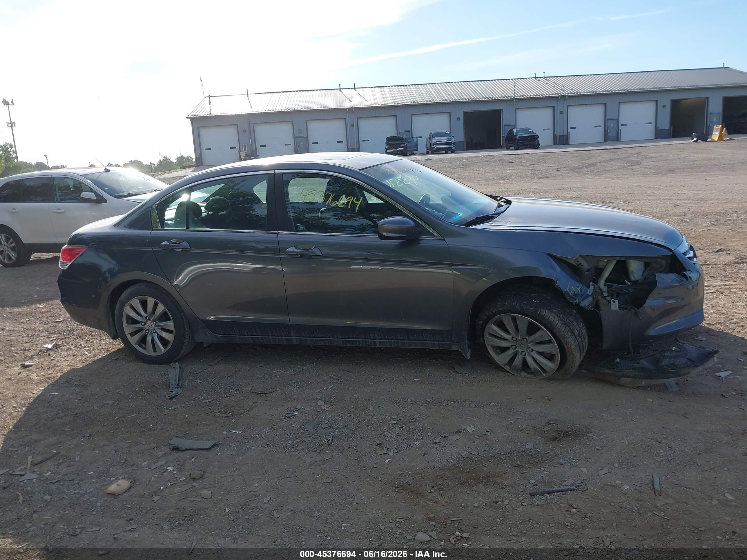2012 Honda Accord 2.4 Ex Gray vin: 1HGCP2F7XCA141621