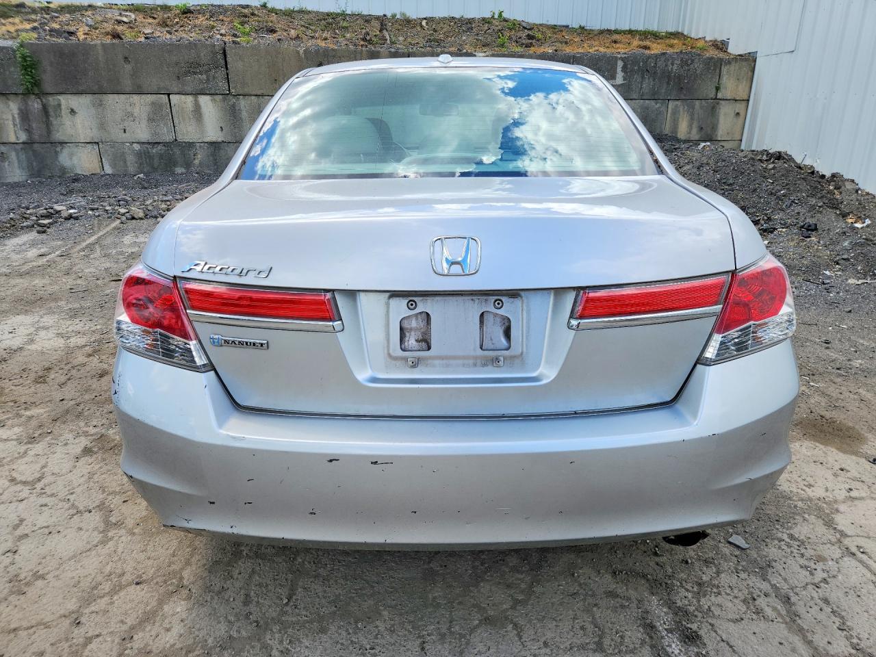 2011 Honda Accord Exl Silver vin: 1HGCP2F80BA072252