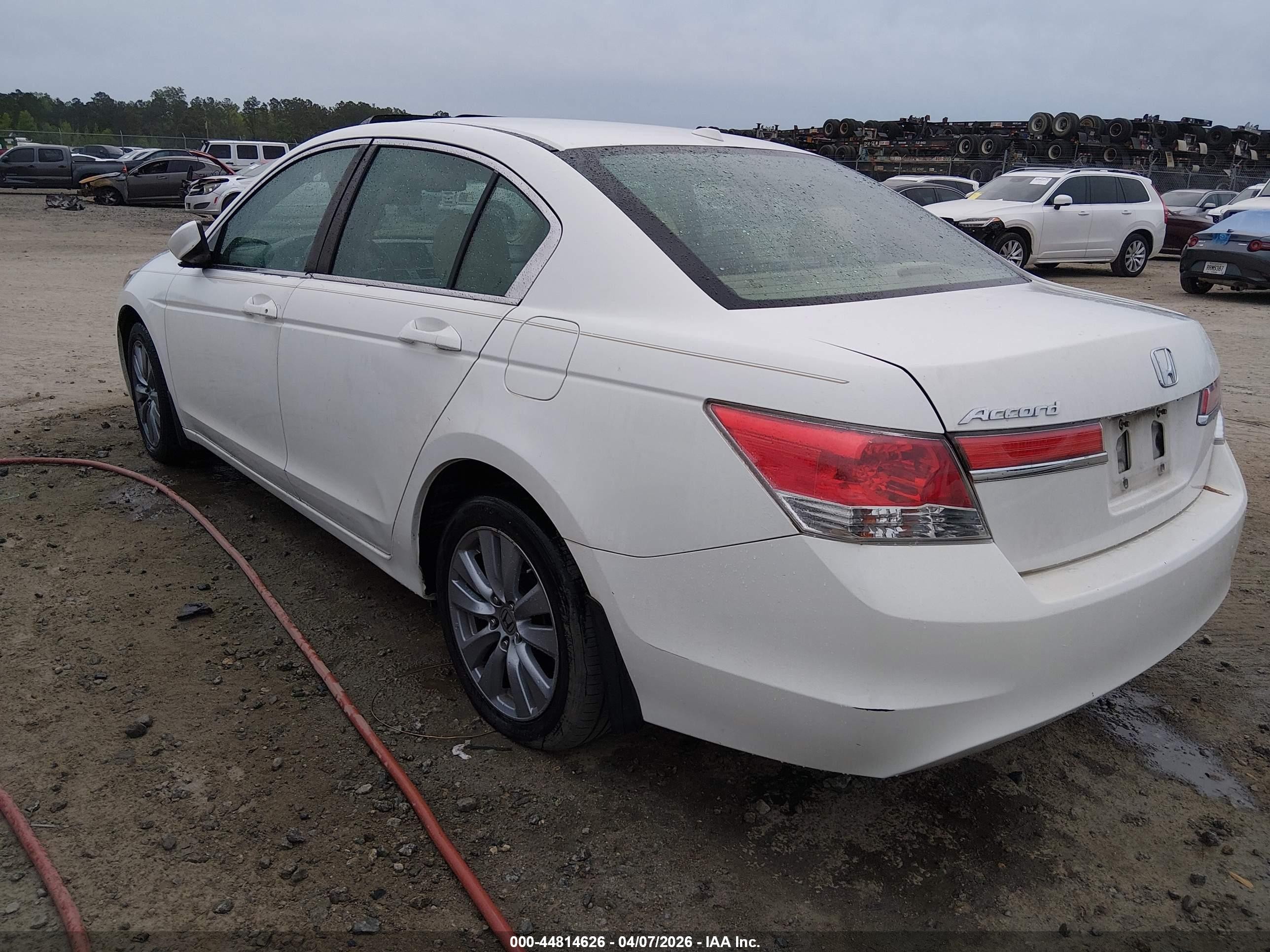 2011 Honda Accord 2.4 Ex-l White vin: 1HGCP2F80BA086748