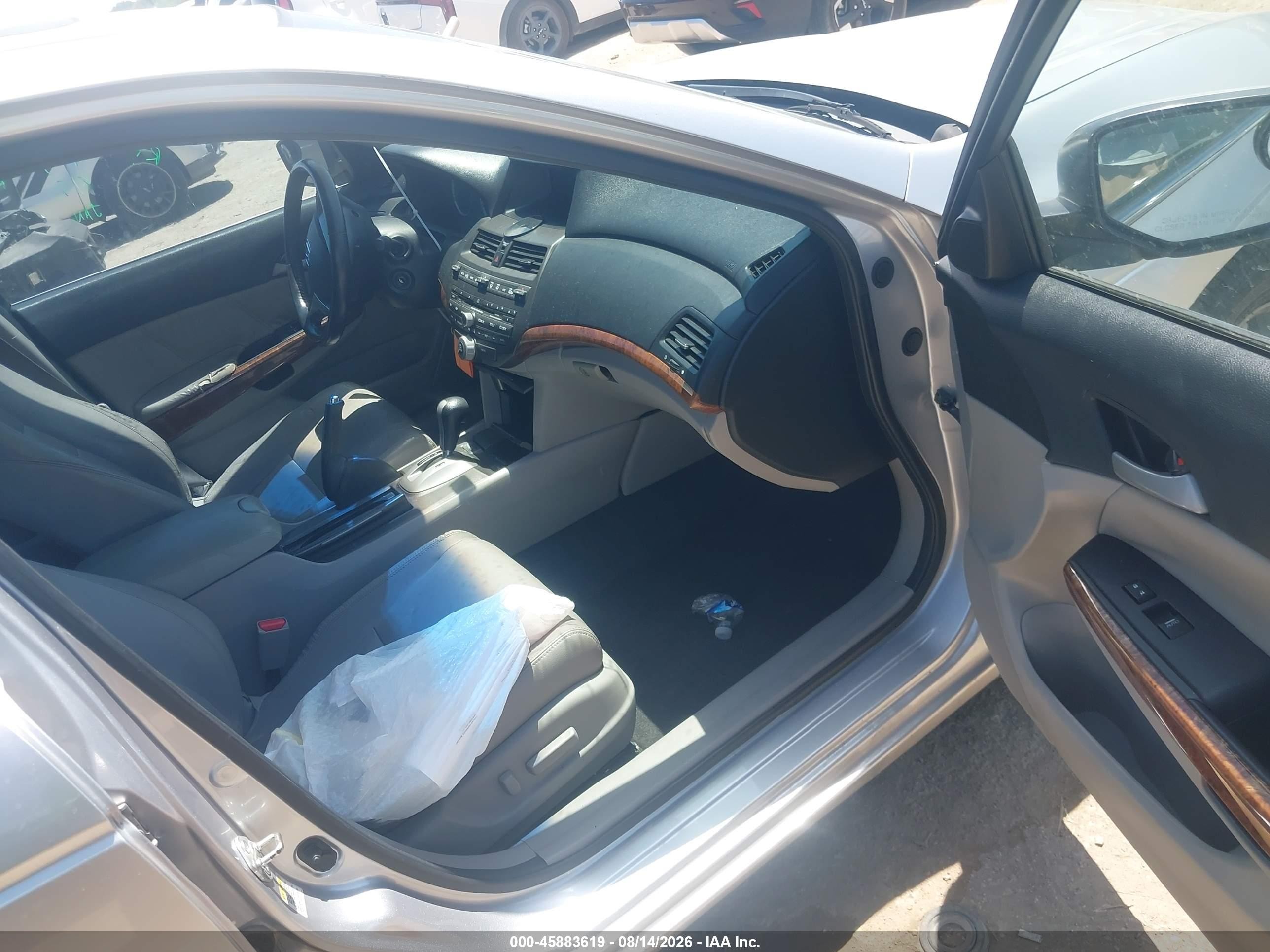 2011 Honda Accord Exl Silver vin: 1HGCP2F80BA100213