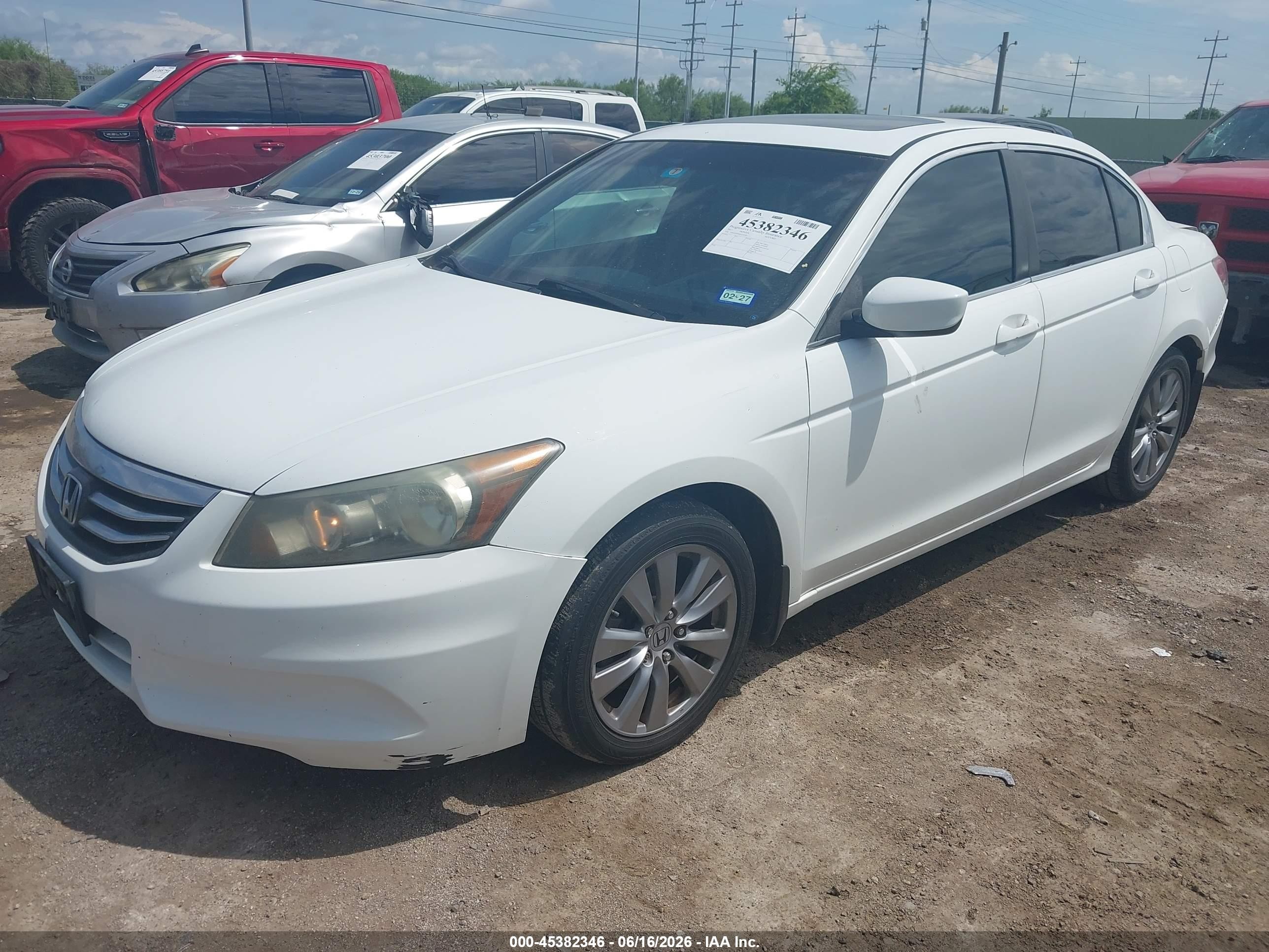2011 Honda Accord 2.4 Ex-l Белый vin: 1HGCP2F80BA102561