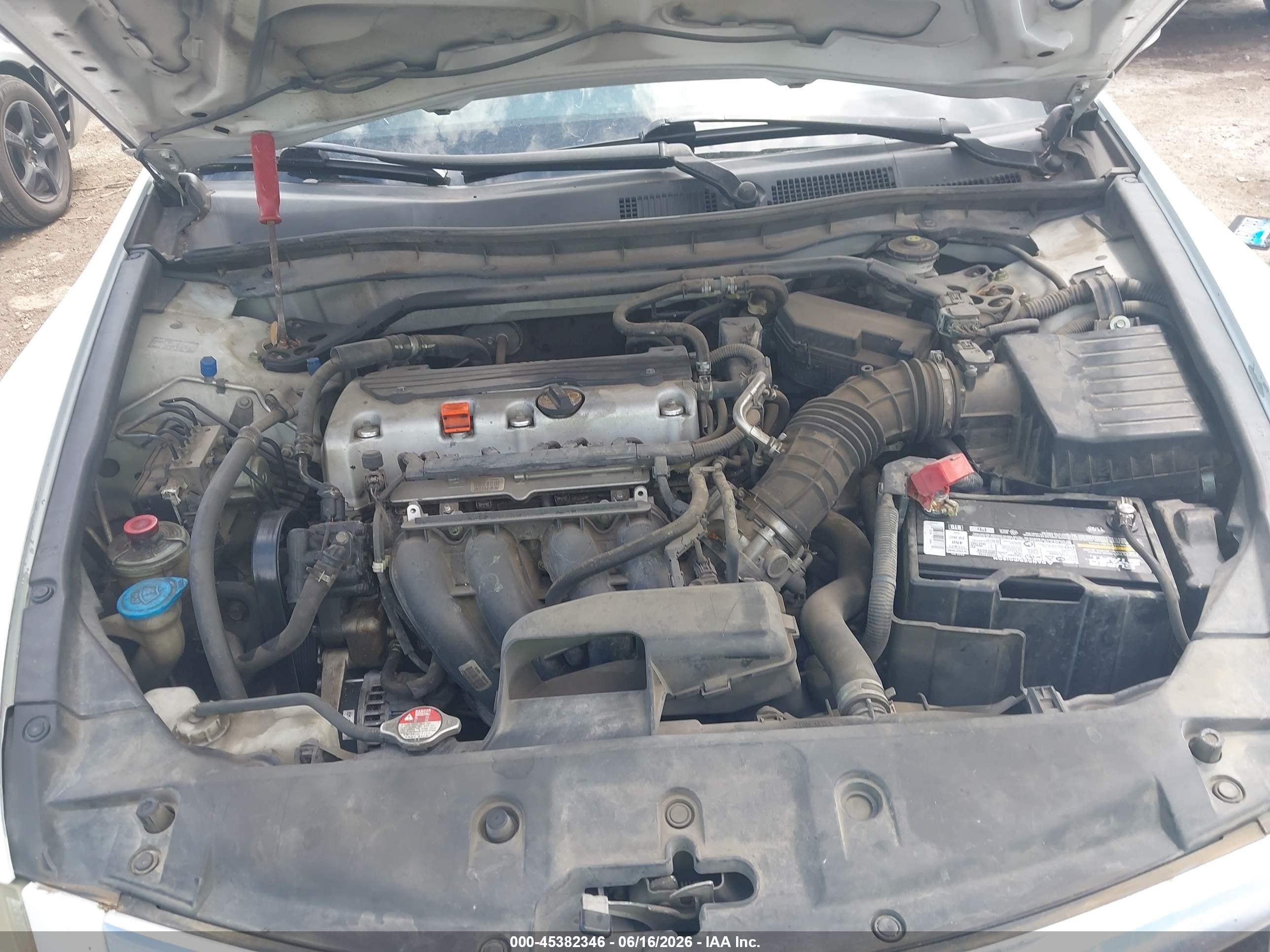 2011 Honda Accord 2.4 Ex-l Белый vin: 1HGCP2F80BA102561