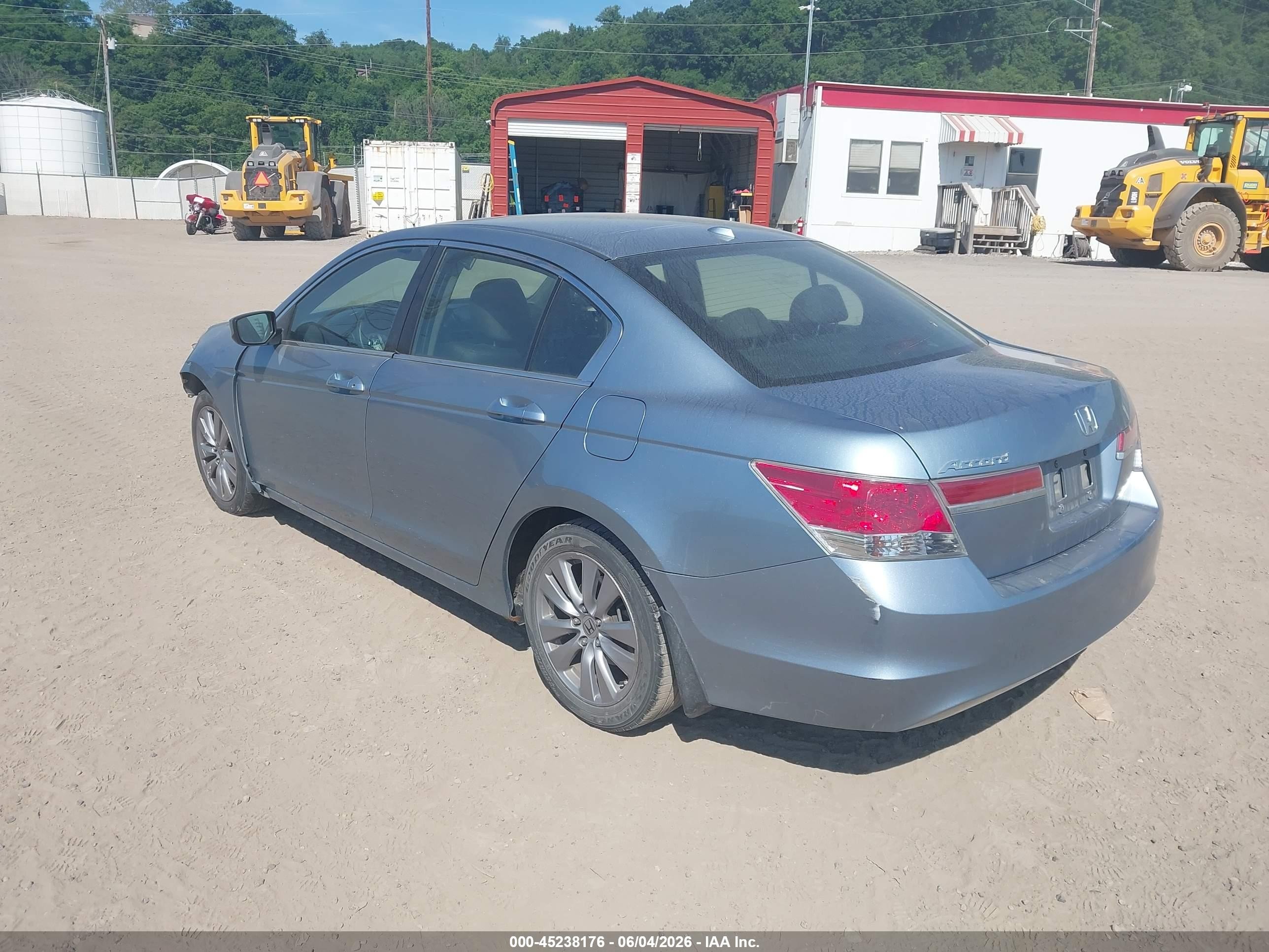 2011 Honda Accord 2.4 Ex-l Light Blue vin: 1HGCP2F80BA119599