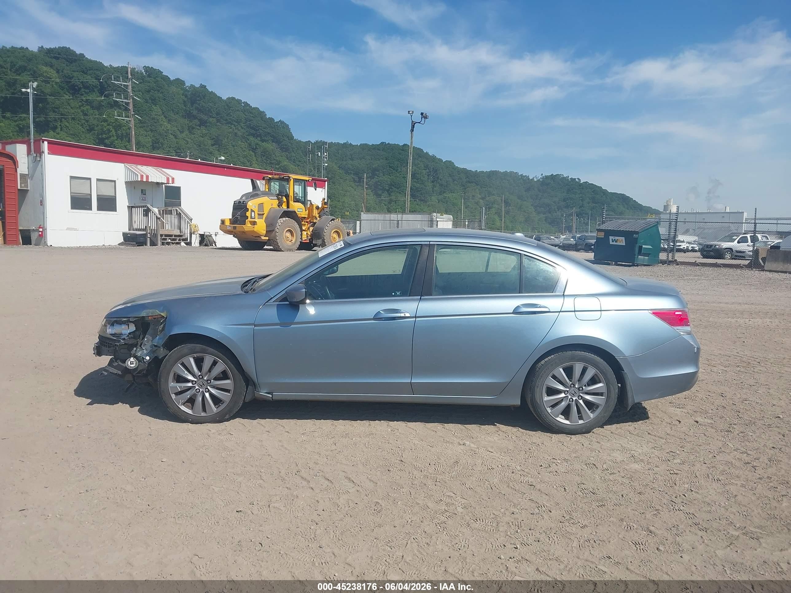 2011 Honda Accord 2.4 Ex-l Light Blue vin: 1HGCP2F80BA119599