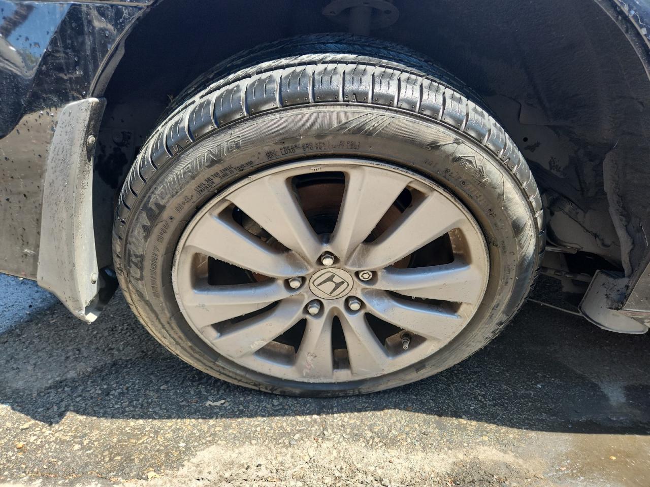 2011 Honda Accord Exl Black vin: 1HGCP2F80BA153025 Damage: Right Rear Wheel, Curb Rash, > 12 Inches