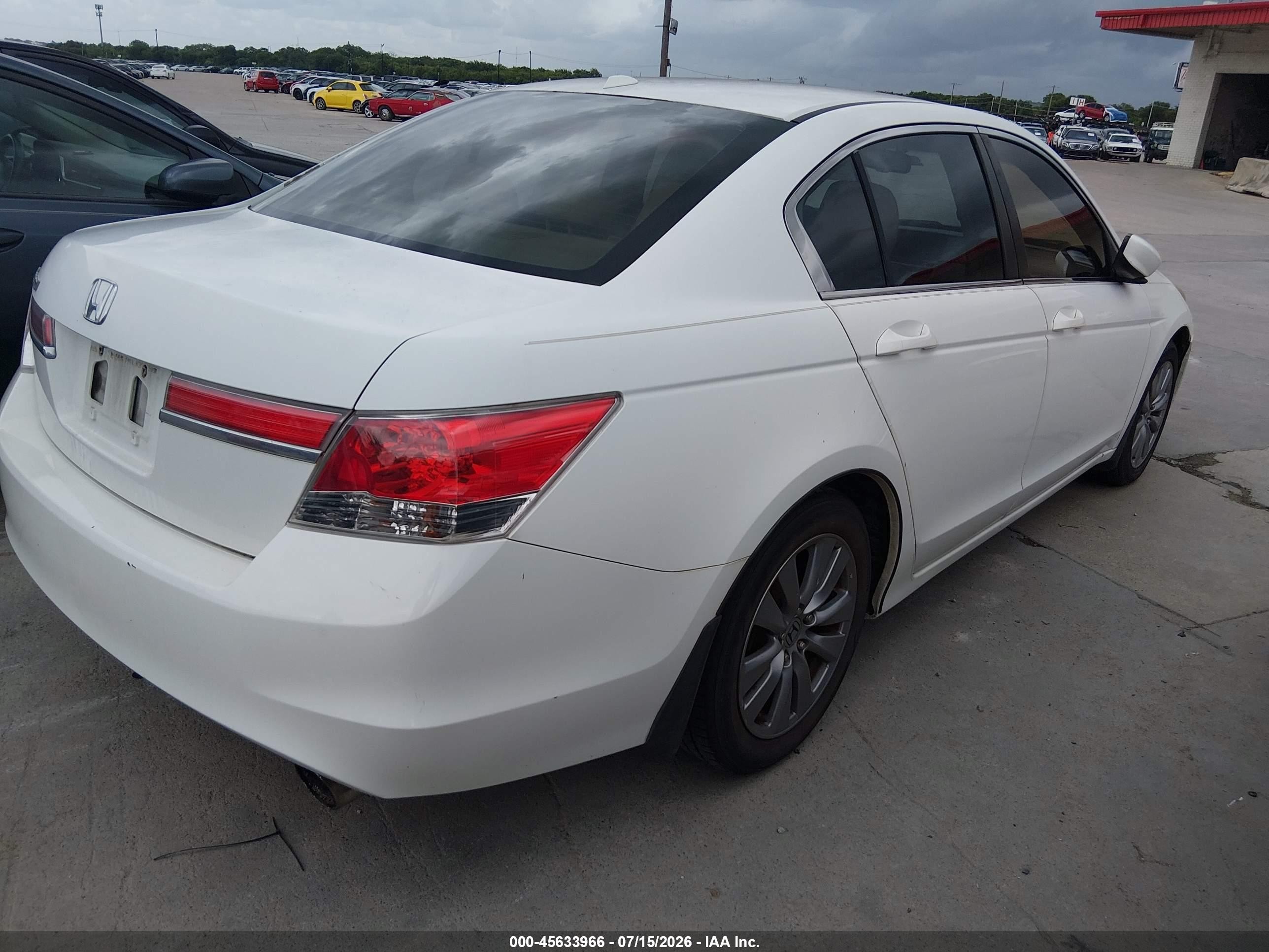 2011 Honda Accord 2.4 Ex-l White vin: 1HGCP2F80BA156894
