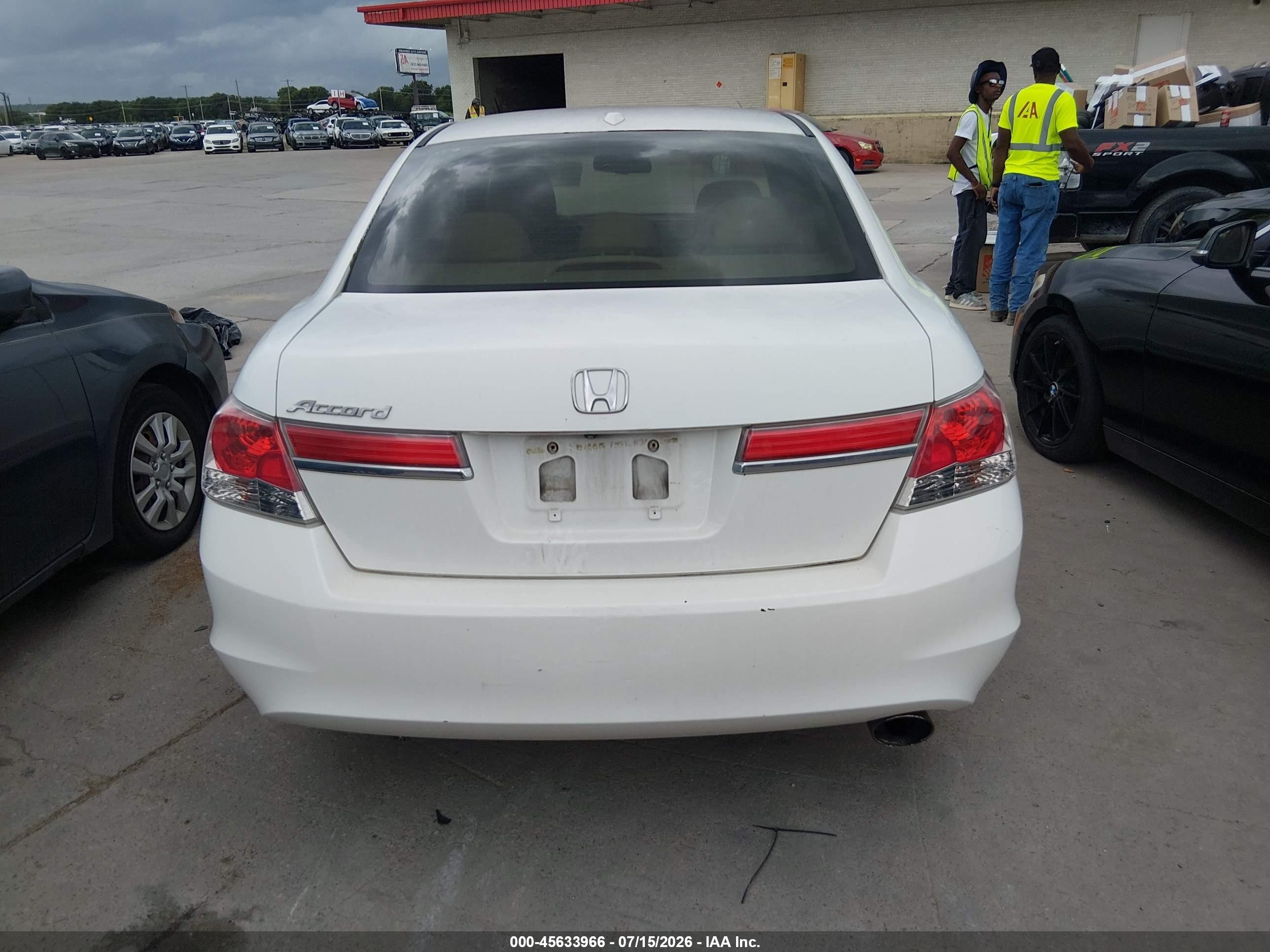 2011 Honda Accord 2.4 Ex-l White vin: 1HGCP2F80BA156894
