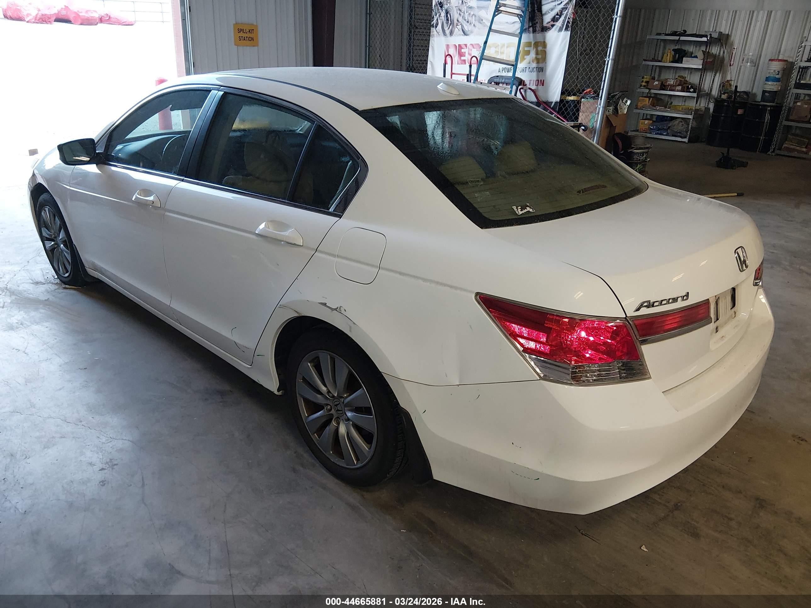 2012 Honda Accord 2.4 Ex-l White vin: 1HGCP2F80CA108233