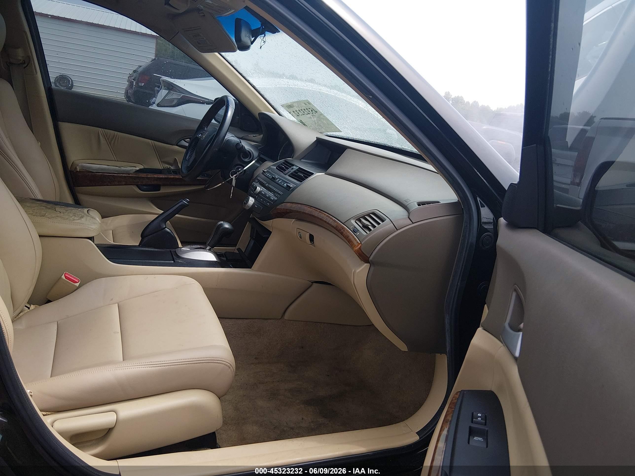 2010 Honda Accord 2.4 Ex-l Black vin: 1HGCP2F81AA010194
