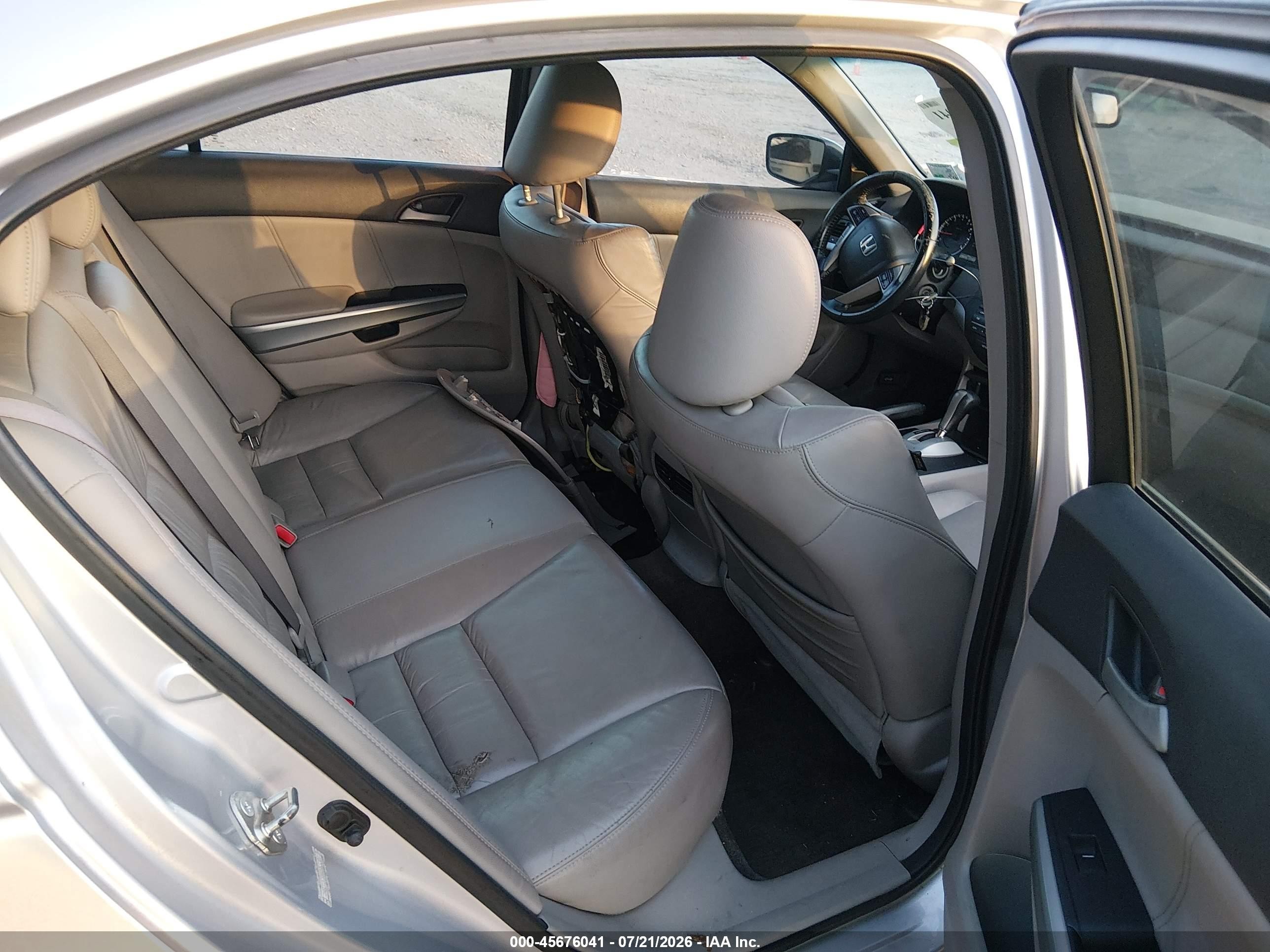 2010 Honda Accord 2.4 Ex-l Серебряный vin: 1HGCP2F81AA063221