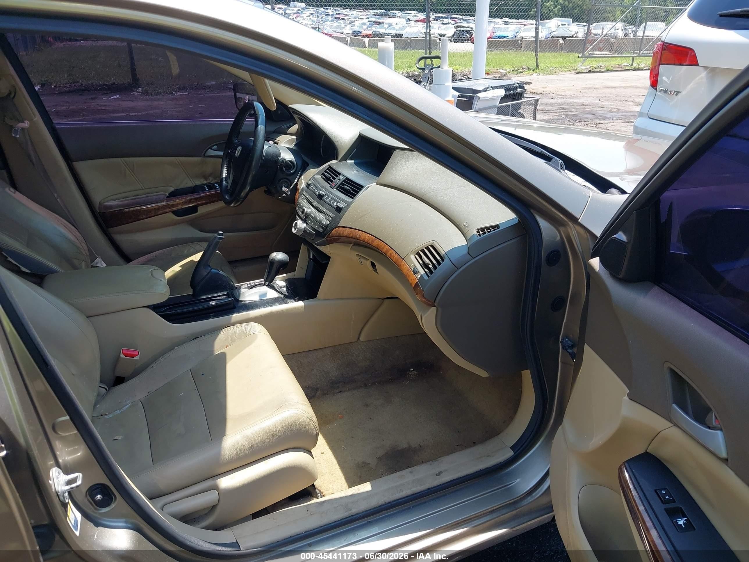 2010 Honda Accord 2.4 Ex-l Gold vin: 1HGCP2F81AA101157