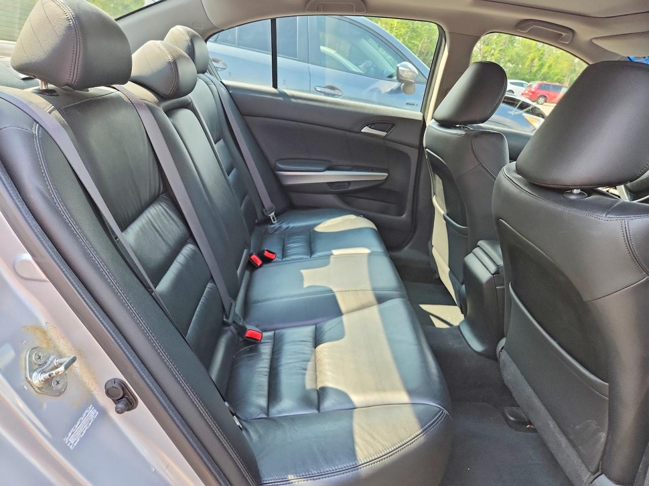 2010 Honda Accord Exl Silver vin: 1HGCP2F81AA802409