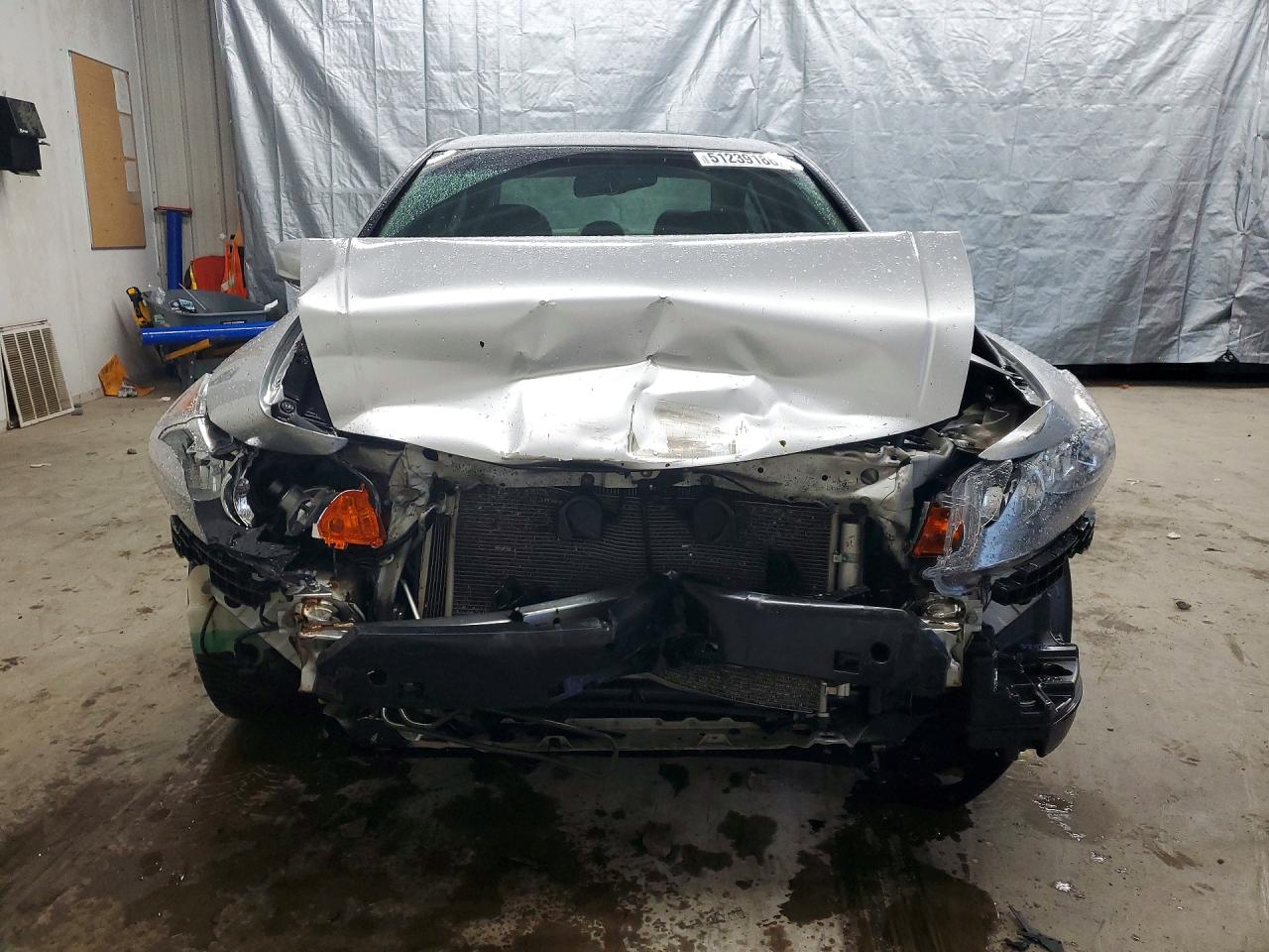 2011 Honda Accord Exl Silver vin: 1HGCP2F81BA008432