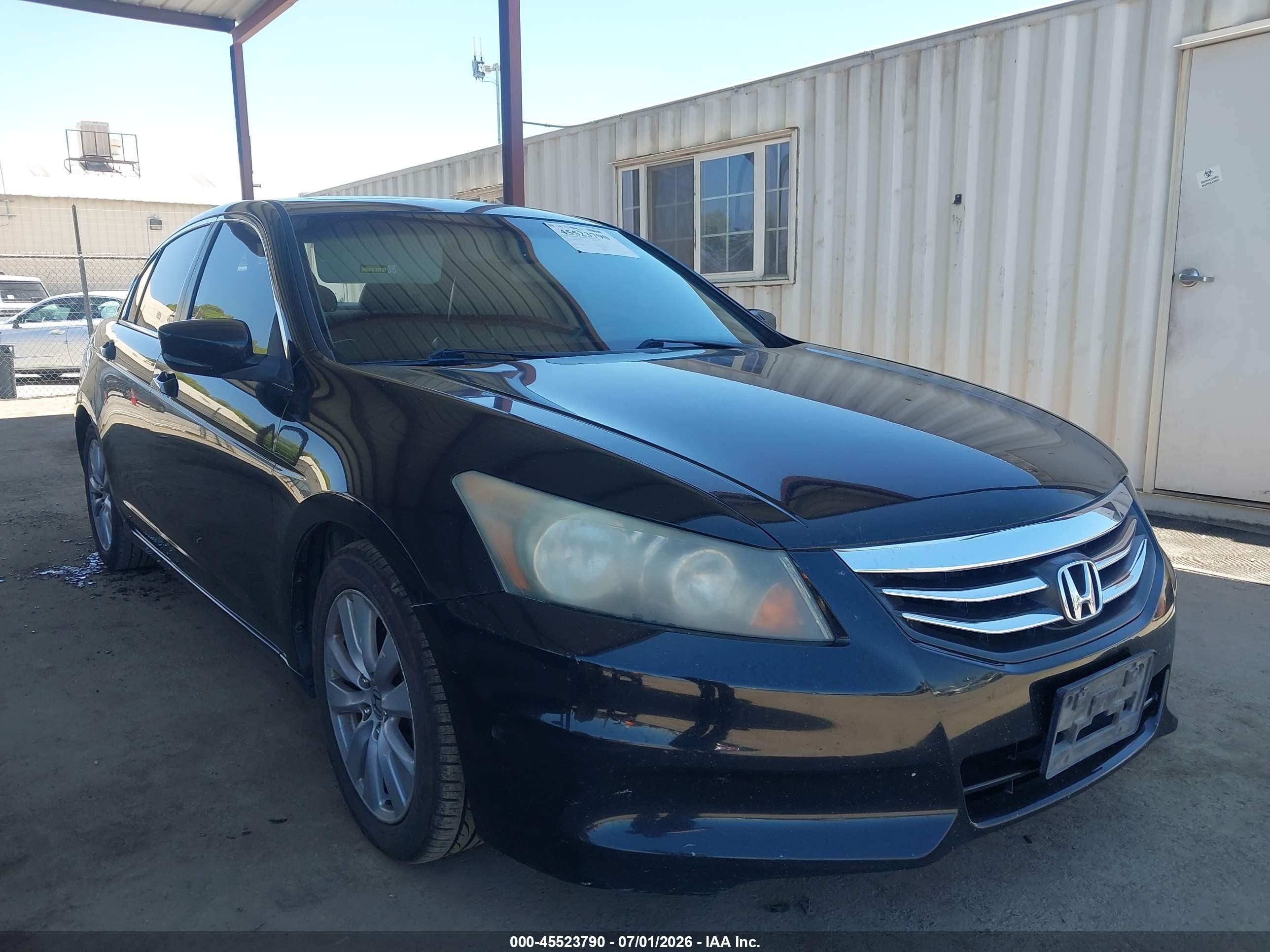 2011 Honda Accord 2.4 Ex-l Black vin: 1HGCP2F81BA010052