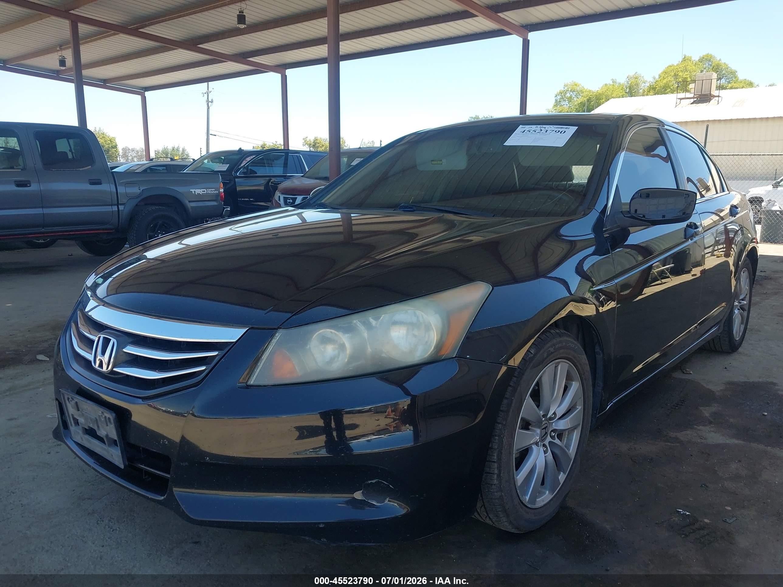 2011 Honda Accord 2.4 Ex-l Black vin: 1HGCP2F81BA010052