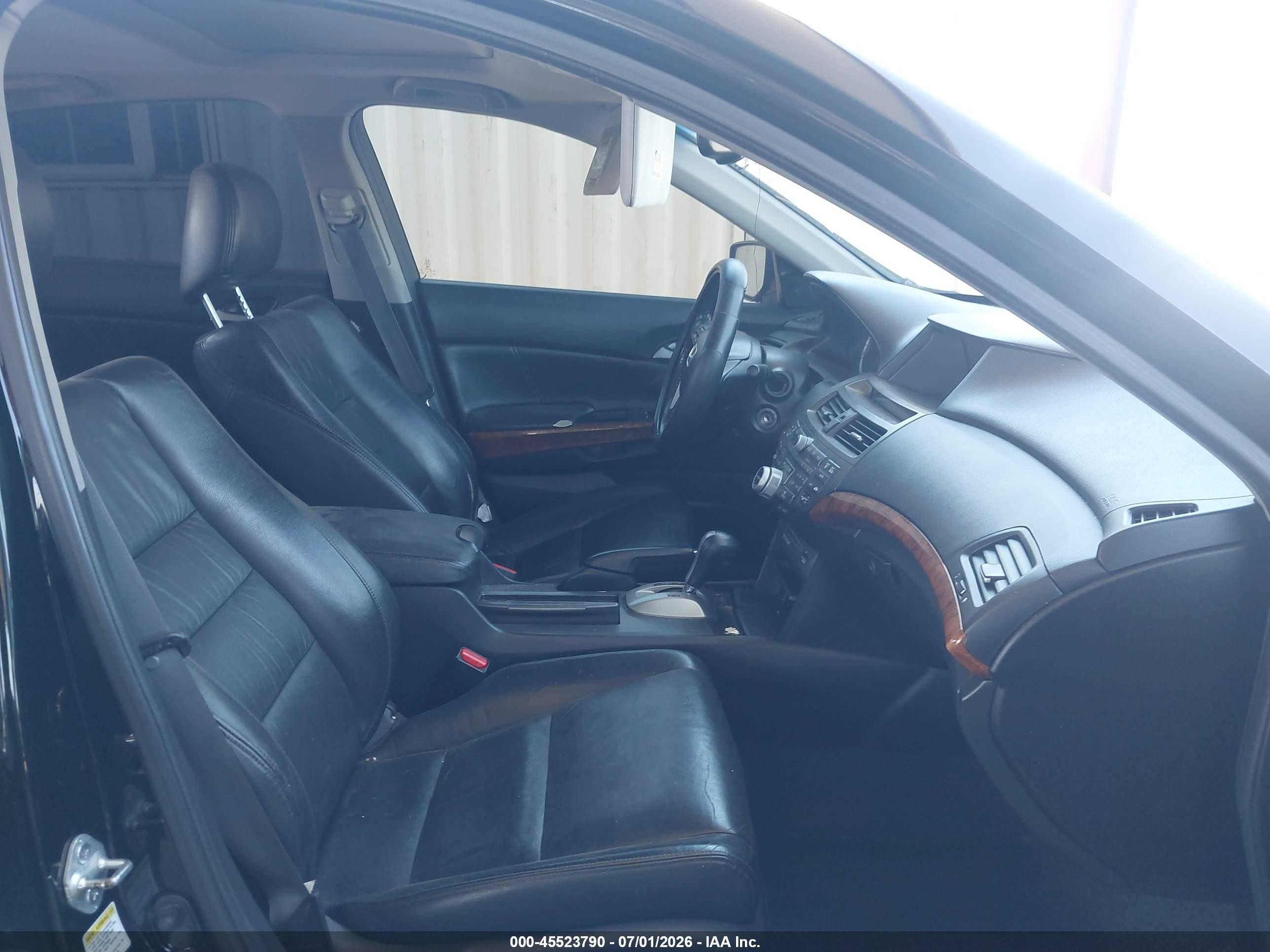 2011 Honda Accord 2.4 Ex-l Black vin: 1HGCP2F81BA010052