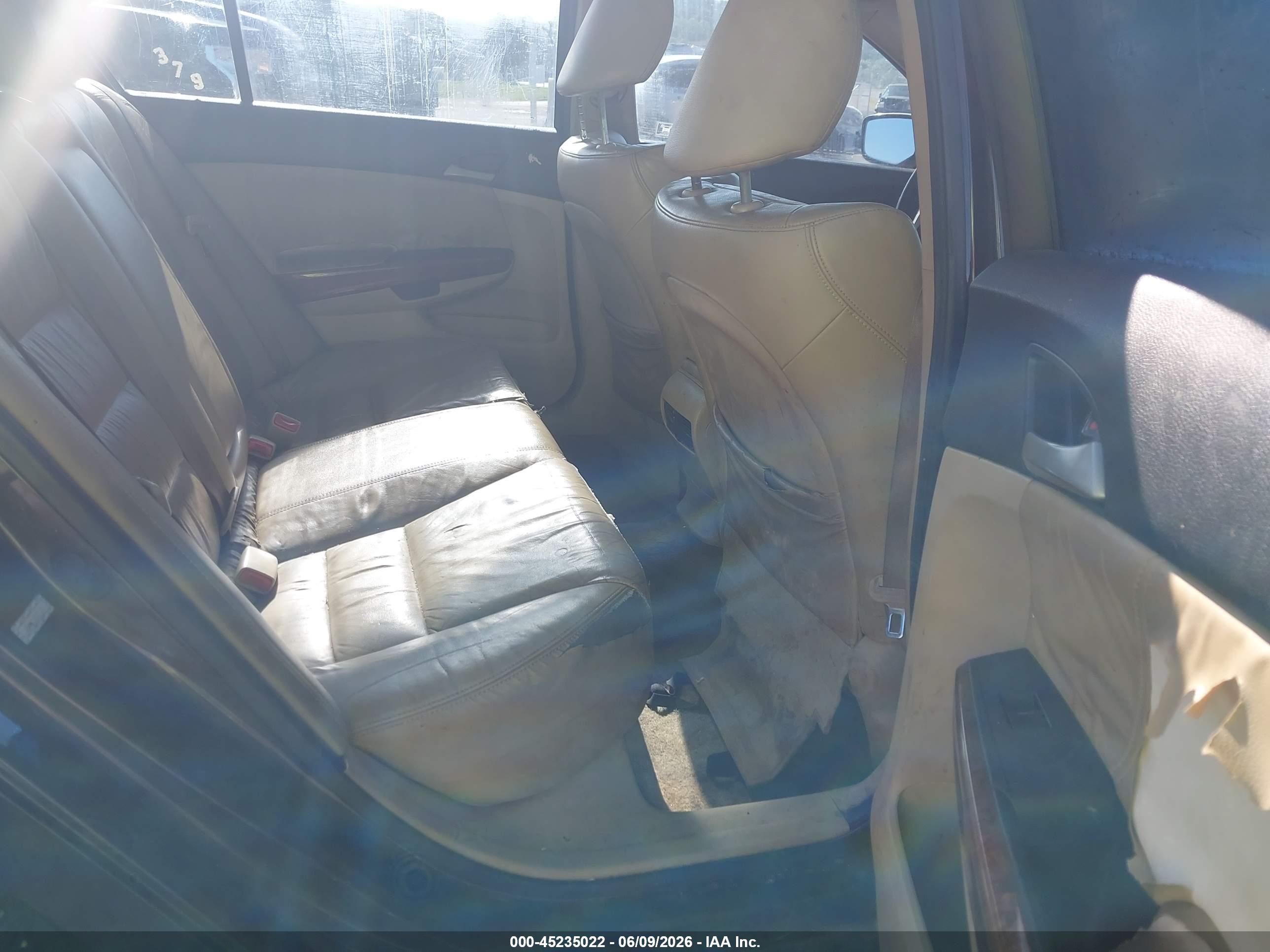 2011 Honda Accord 2.4 Ex-l Фиолетовый vin: 1HGCP2F81BA072227