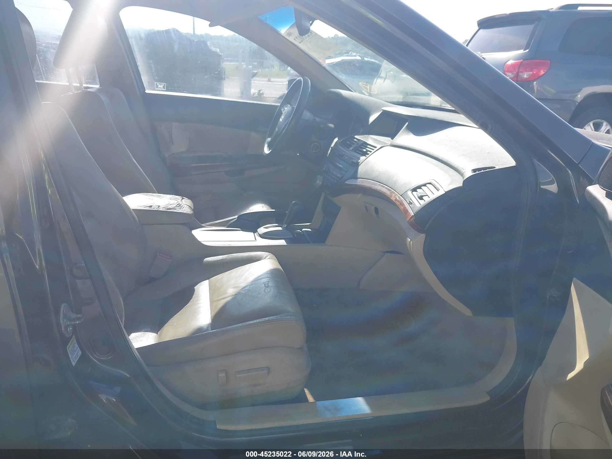 2011 Honda Accord 2.4 Ex-l Фиолетовый vin: 1HGCP2F81BA072227